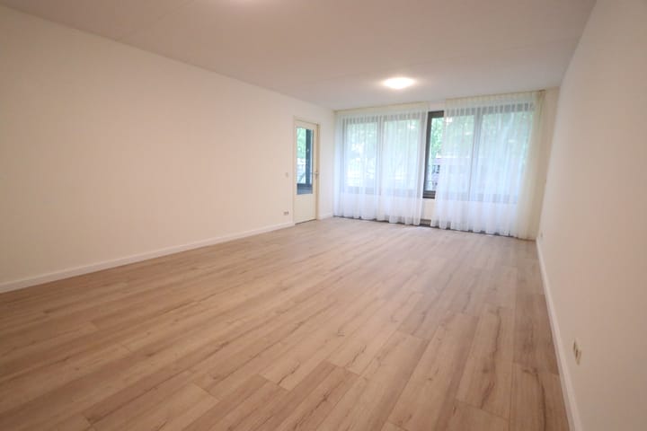 Photo 4 of Loudonstraat 80