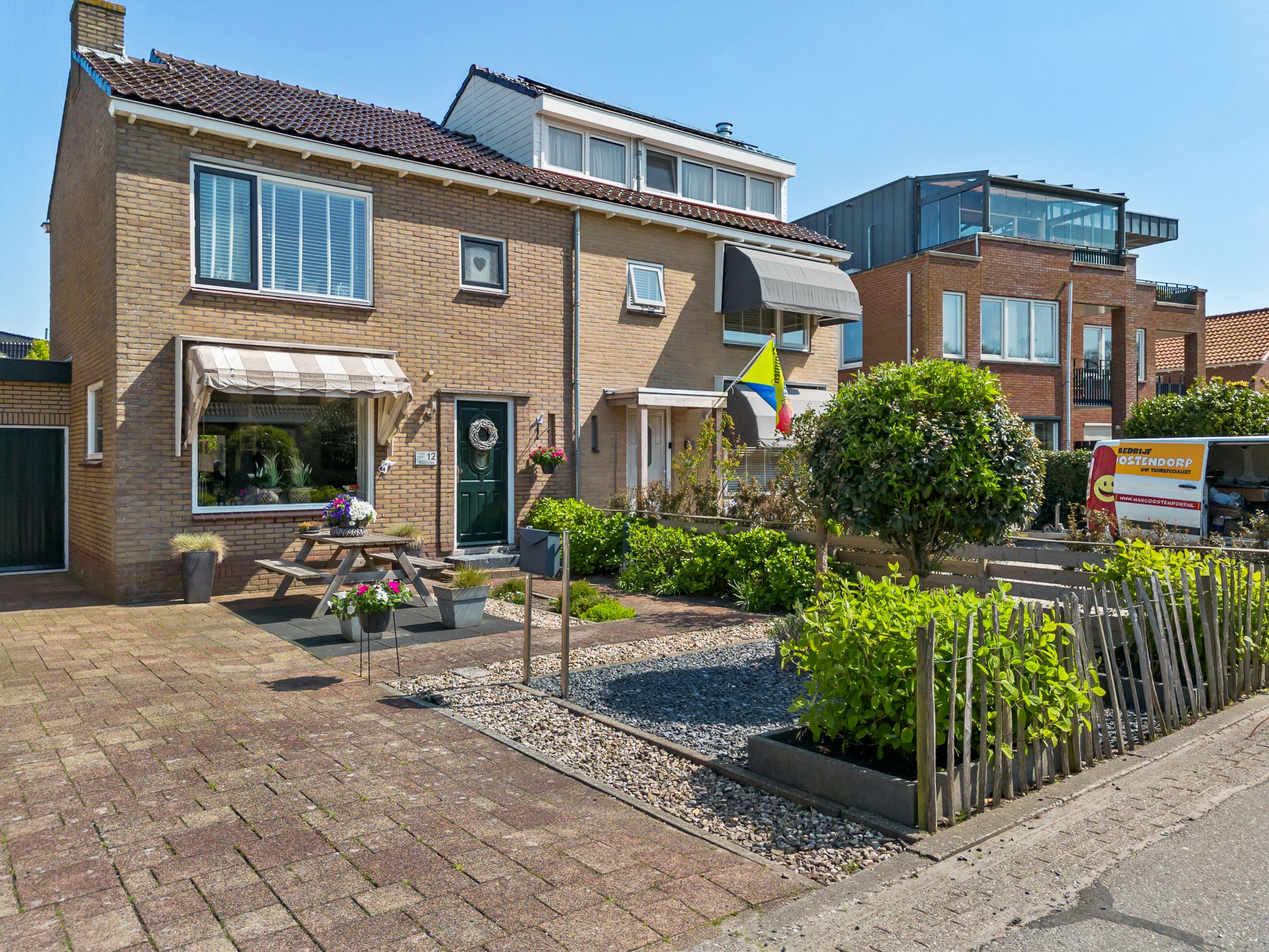 Hogeweg 12 