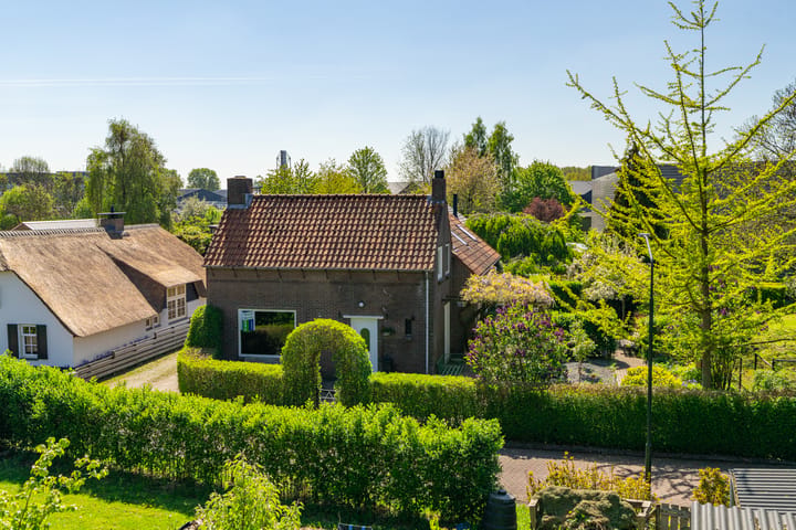 Photo 4 of Onderweg 2