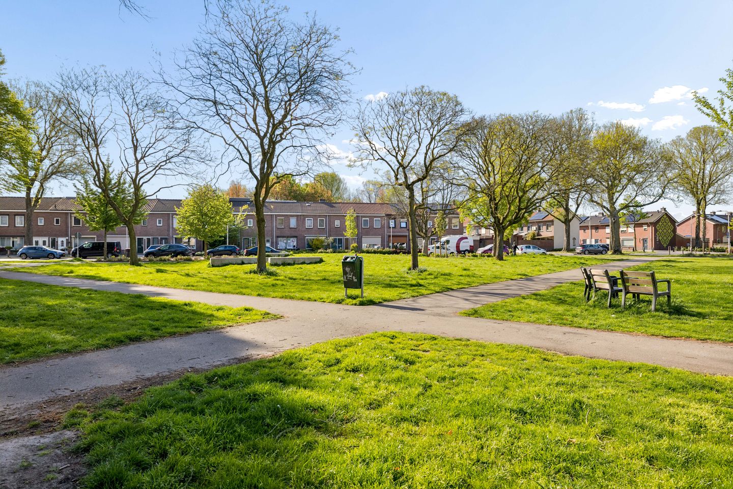 Photo 55 of Van Hogendorpstraat 93