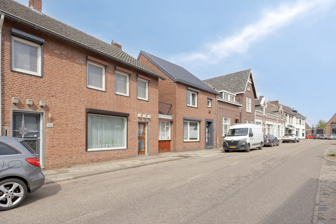 Photo 41 of Veldpoort 17-B