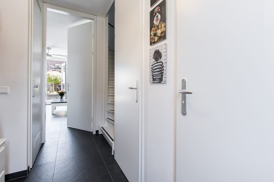 Photo 8 of Zonnebaars 15