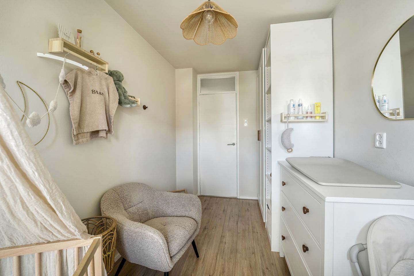 Spacious Maisonnette with Sunny Balcony in Katwijk — 25