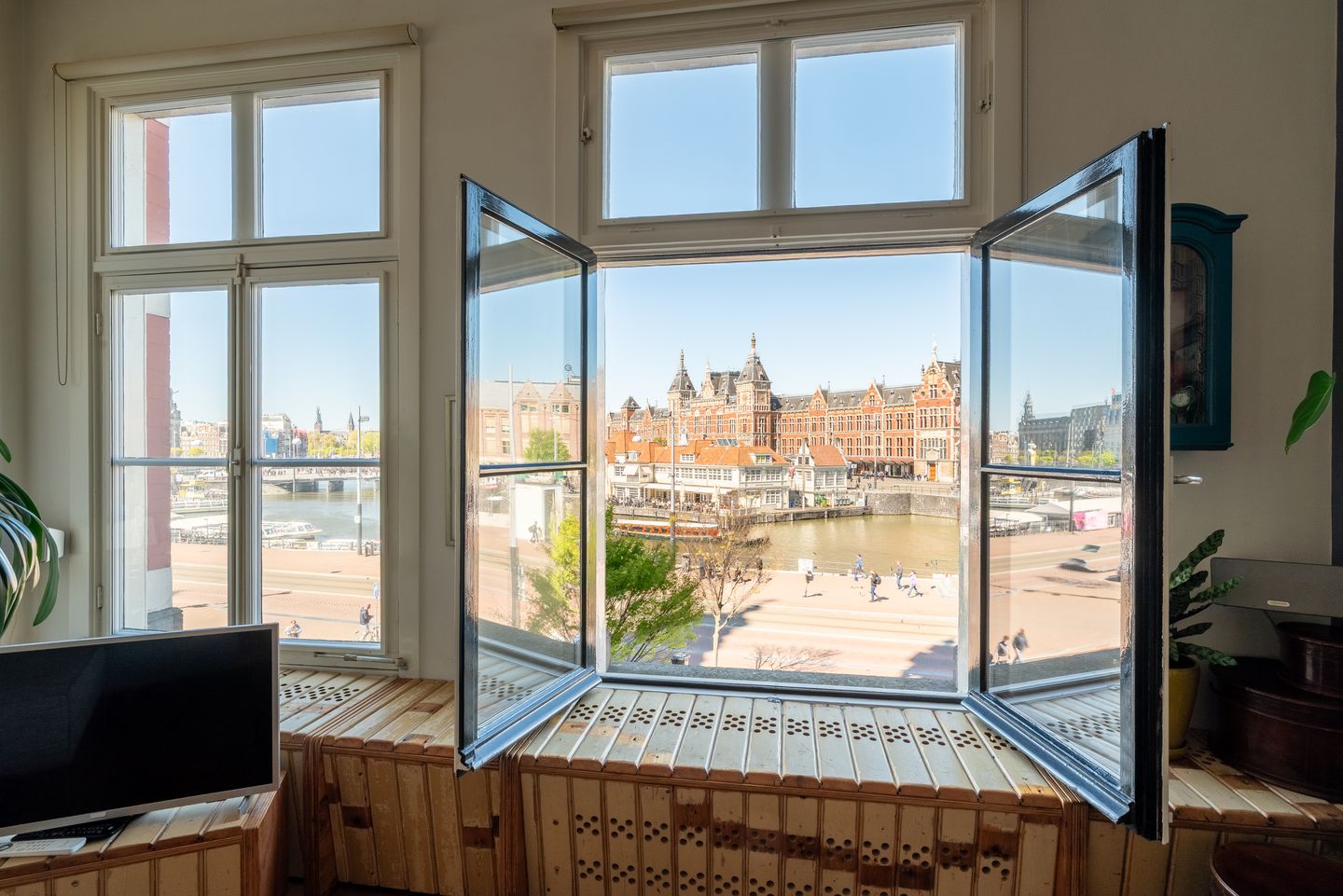 Photo 10 of Prins Hendrikkade 78-B