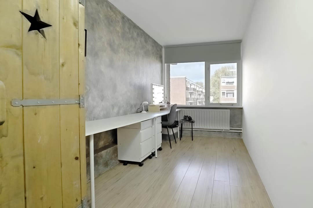 Spacious Maisonnette with Sunny Balcony in Katwijk — 26