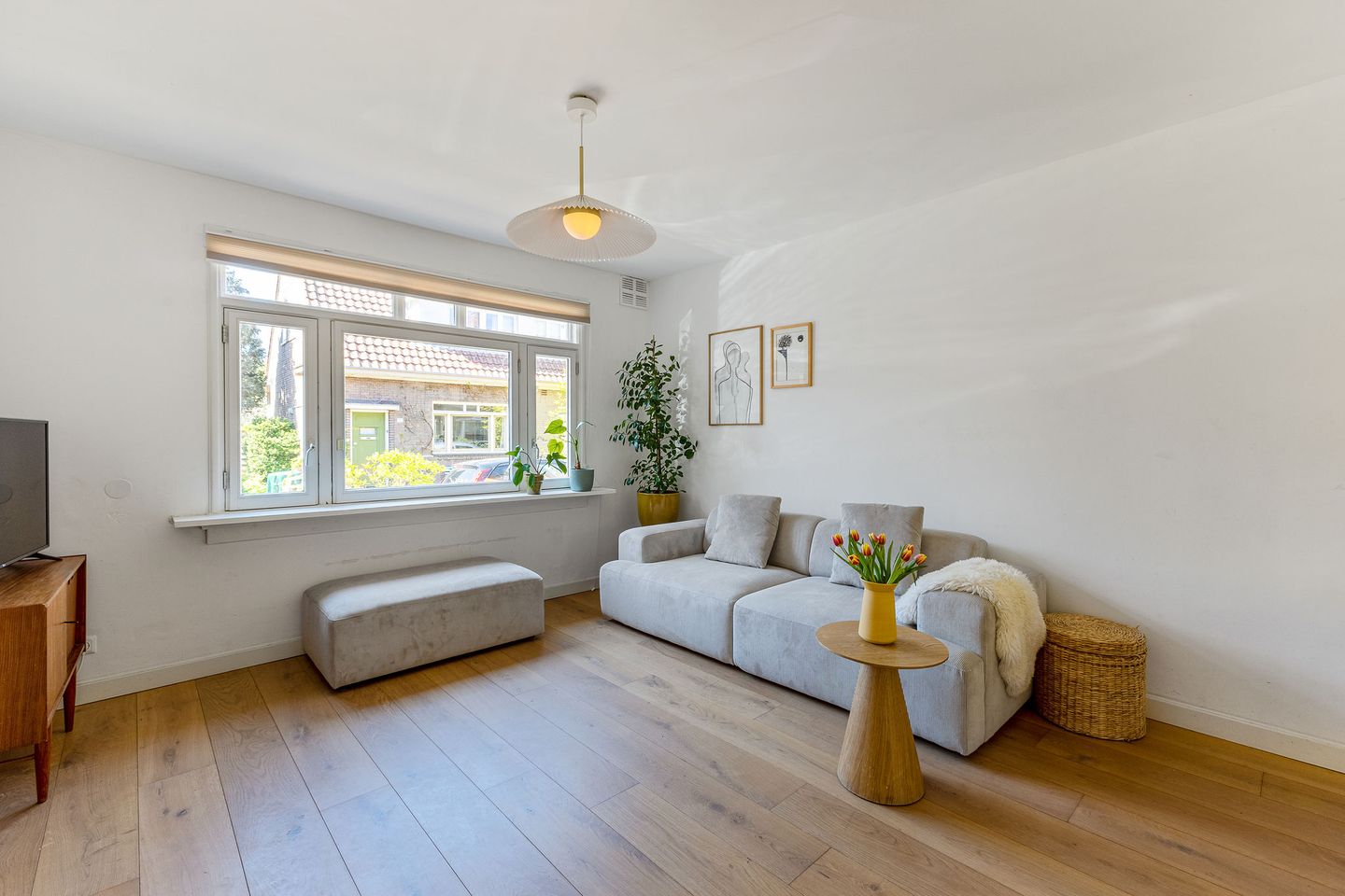 Photo 19 of Weidestraat 15