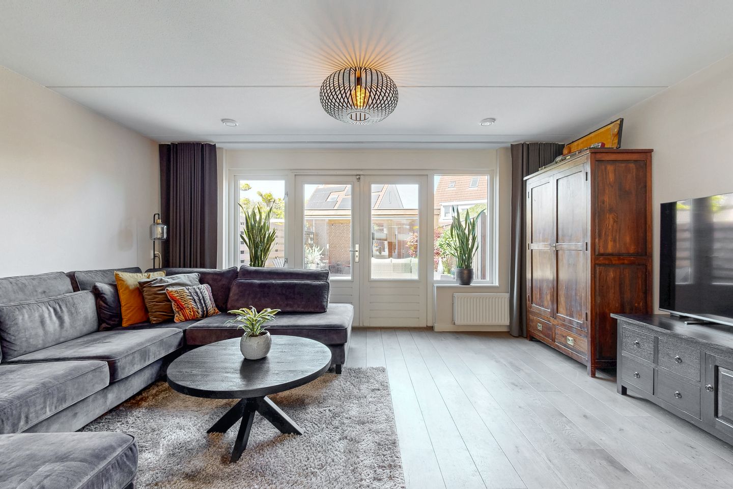 Photo 10 of J. van Zantenstraat 18