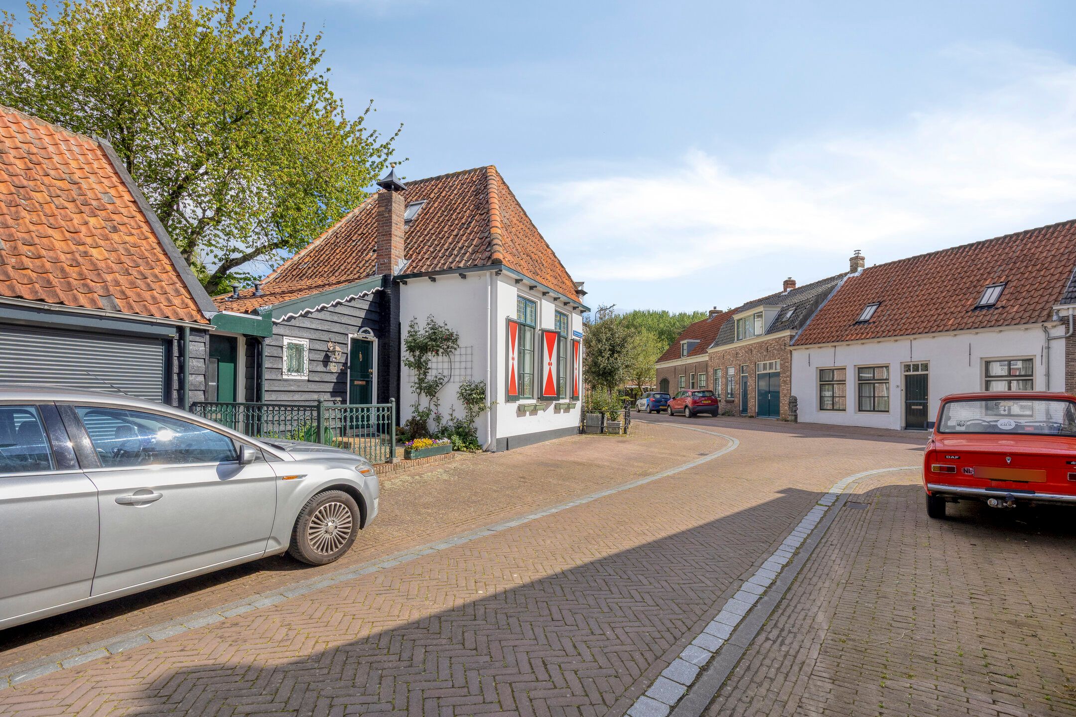 Monumental Character Home with Garden in Rural Oost-Souburg — 24