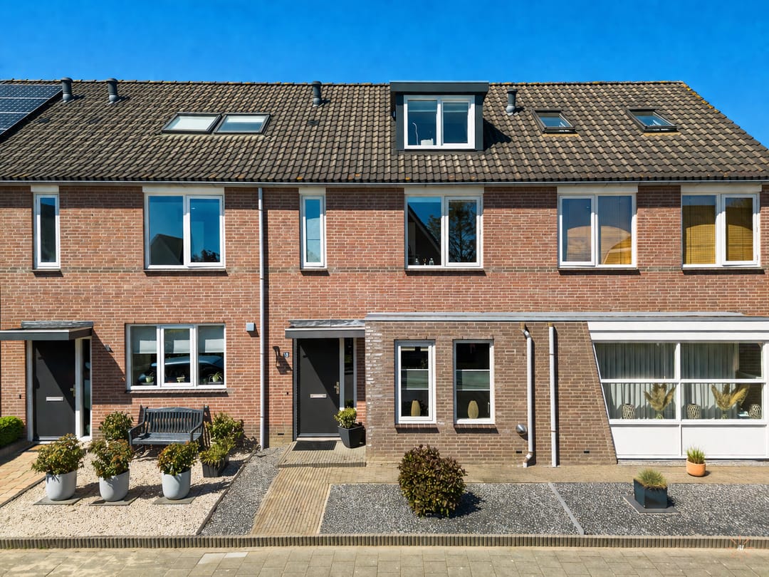 Photo 1 of J. van Zantenstraat 18