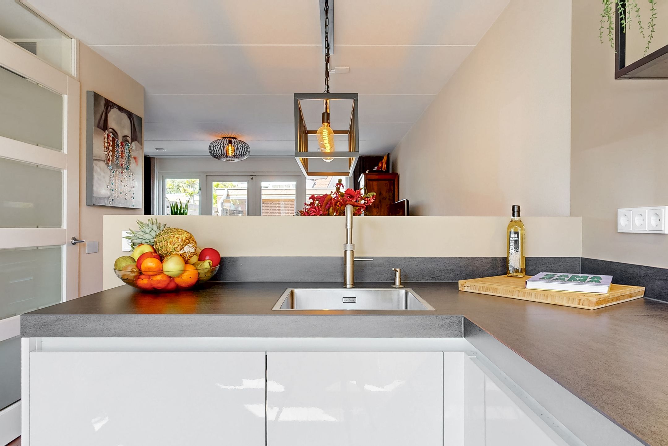 Photo 9 of J. van Zantenstraat 18