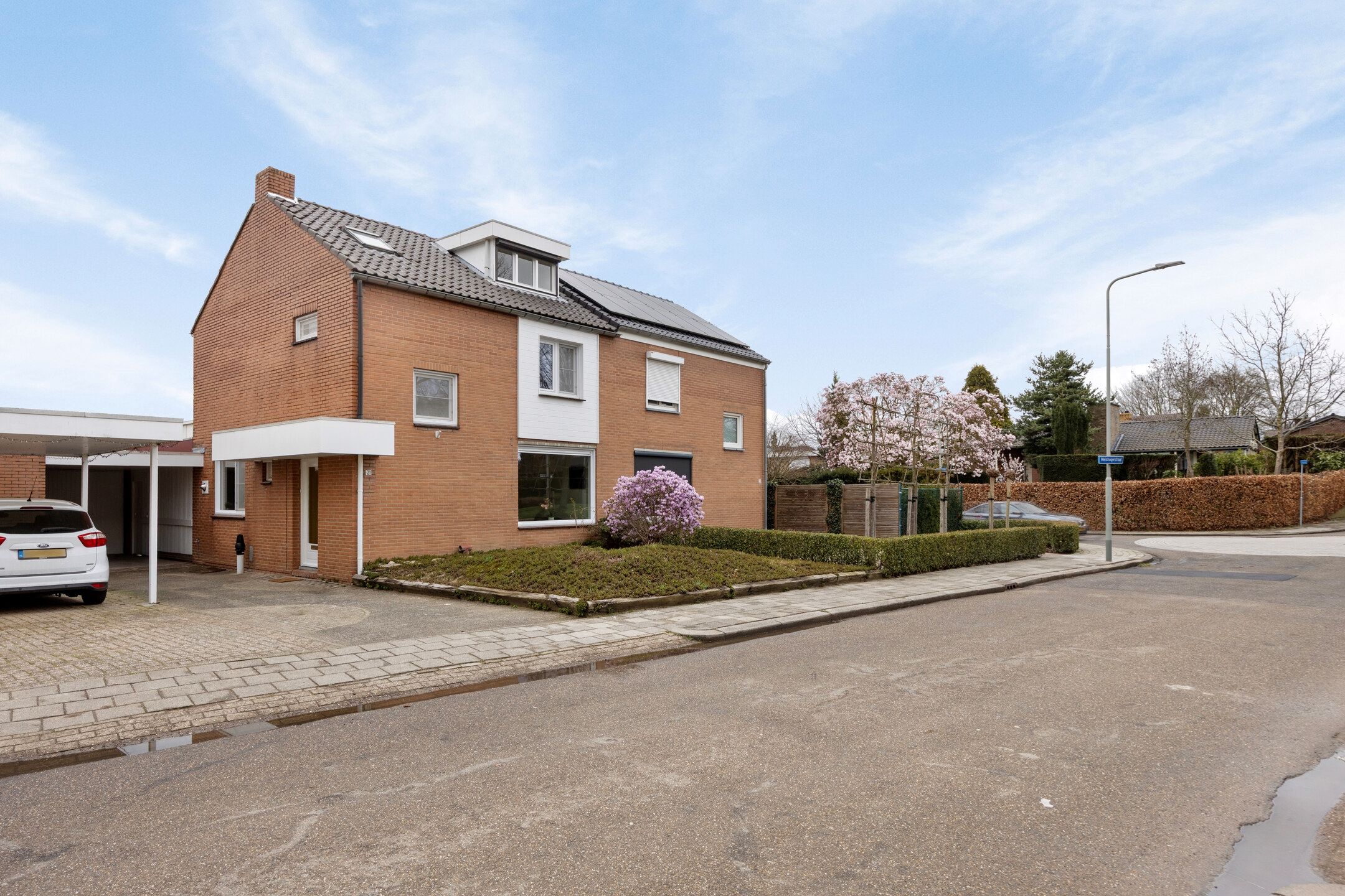 Photo 39 of Meishagerstraat 21