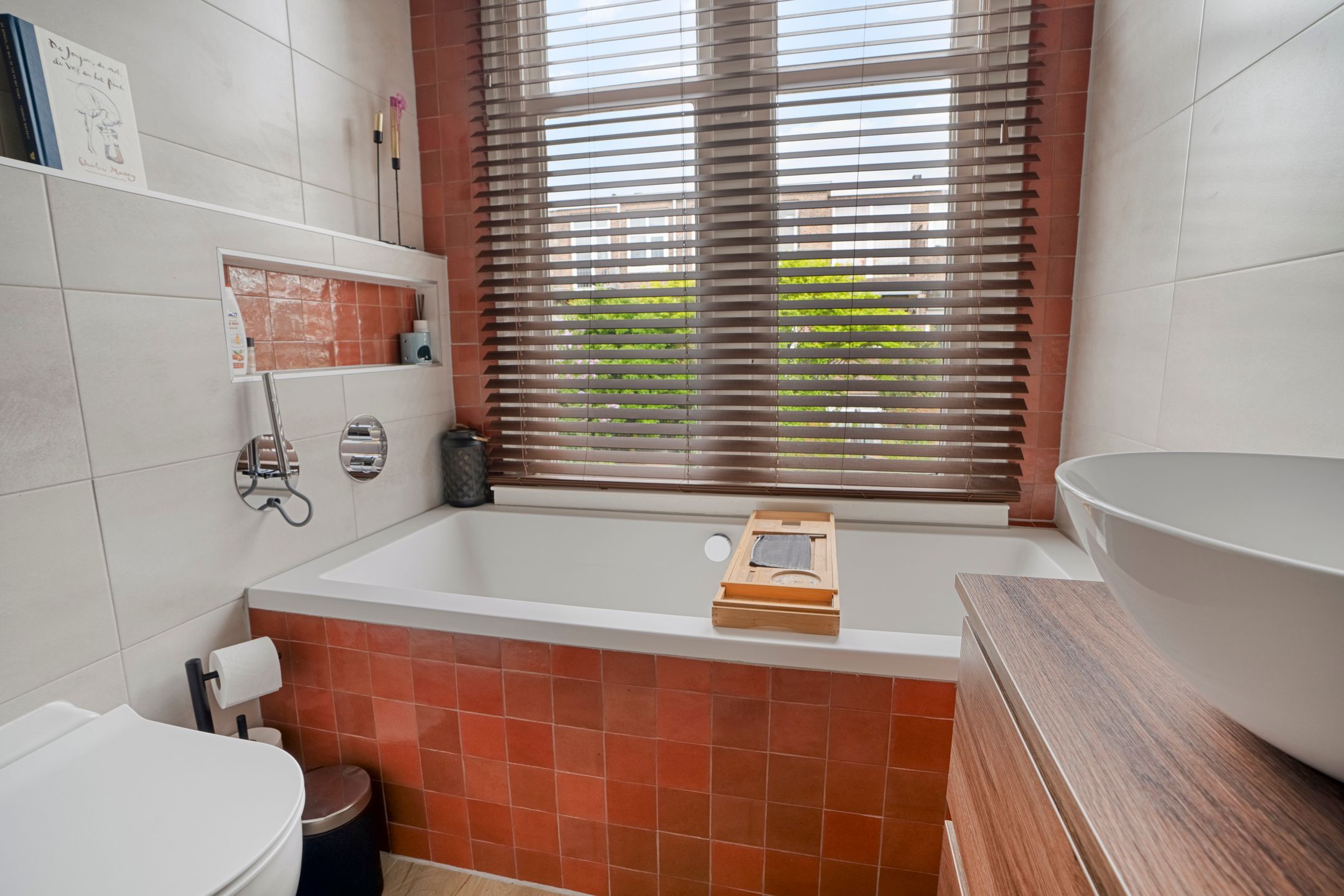 Charming and Bright Apartment in Popular Heesterbuurt — 18