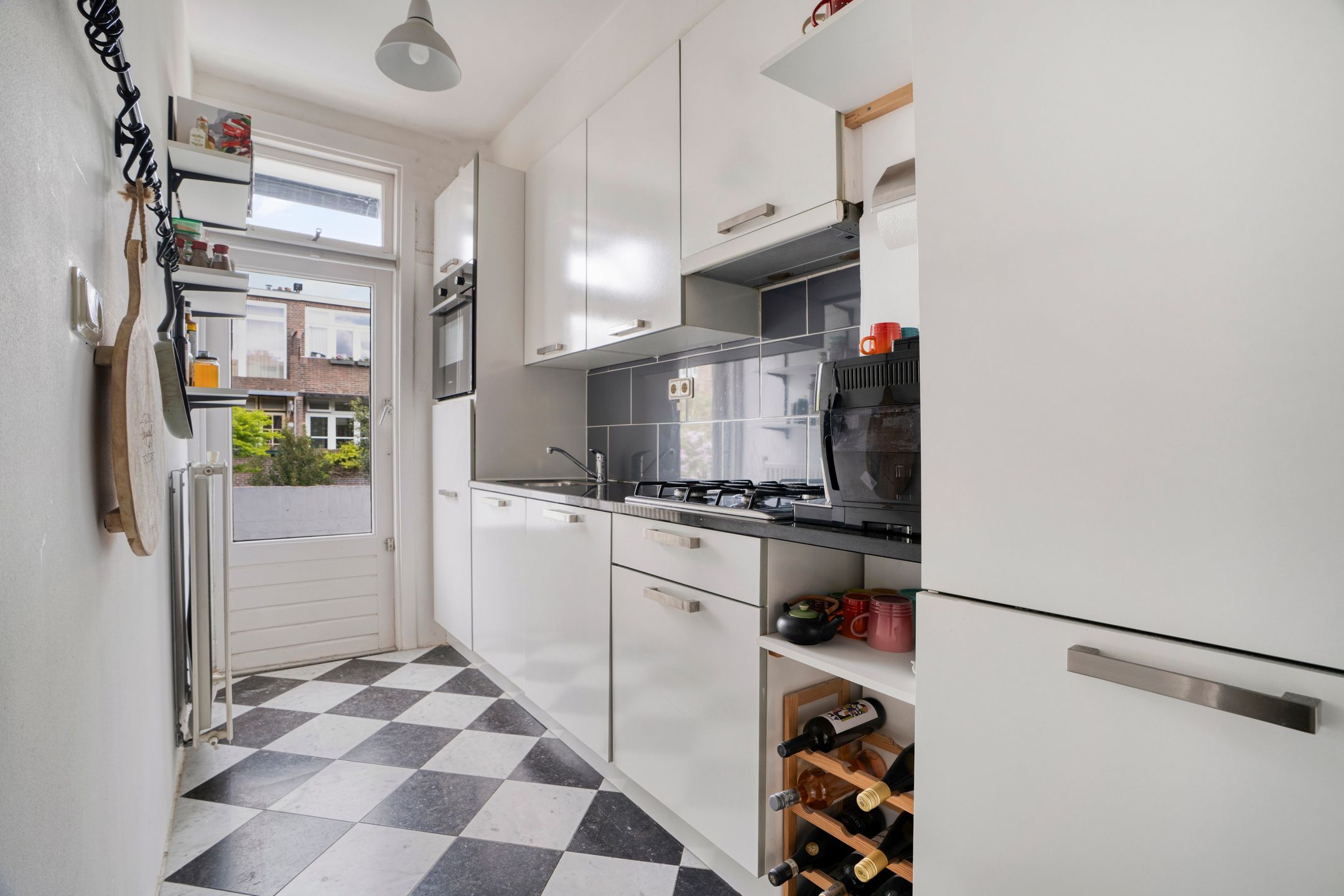 Charming and Bright Apartment in Popular Heesterbuurt — 12