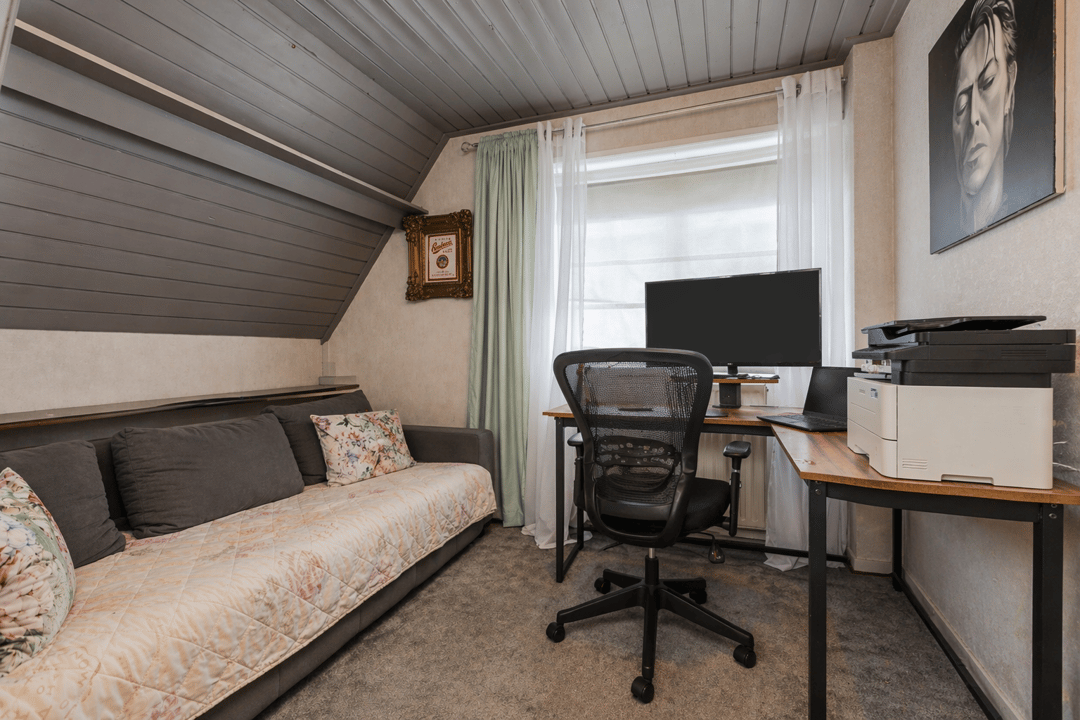 Charming corner house from 1950 with rooftop terrace and south-facing garden in Nieuwkuijk — 16