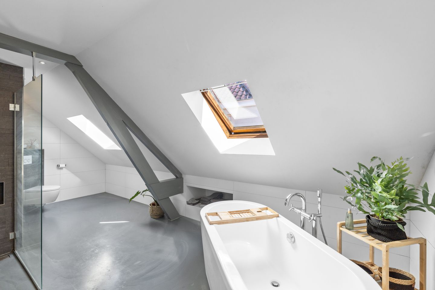 Characteristic Home with Swimming Pool and Paradise Garden in Wouw — 25