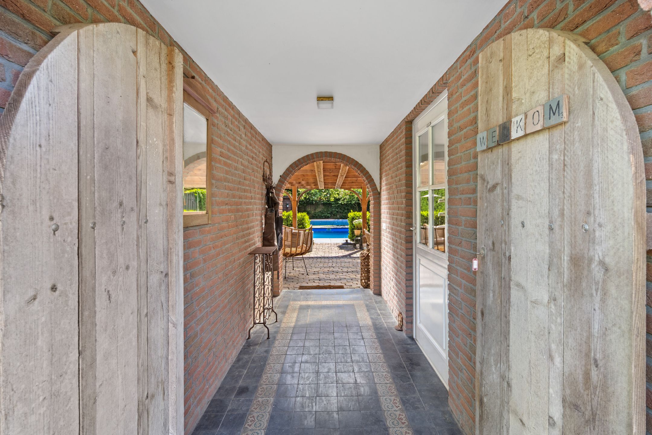 Characteristic Home with Swimming Pool and Paradise Garden in Wouw — 54