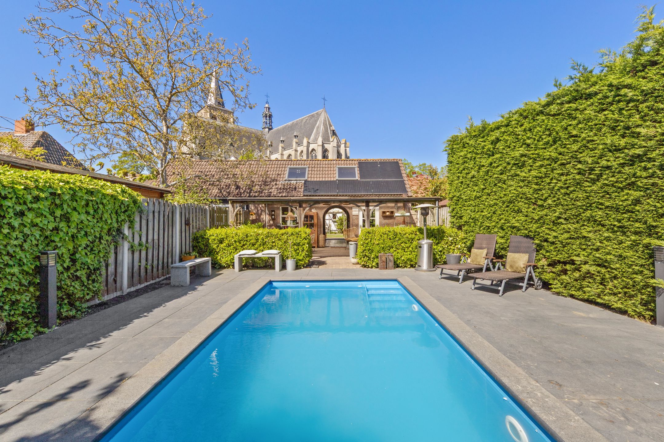 Characteristic Home with Swimming Pool and Paradise Garden in Wouw — 63