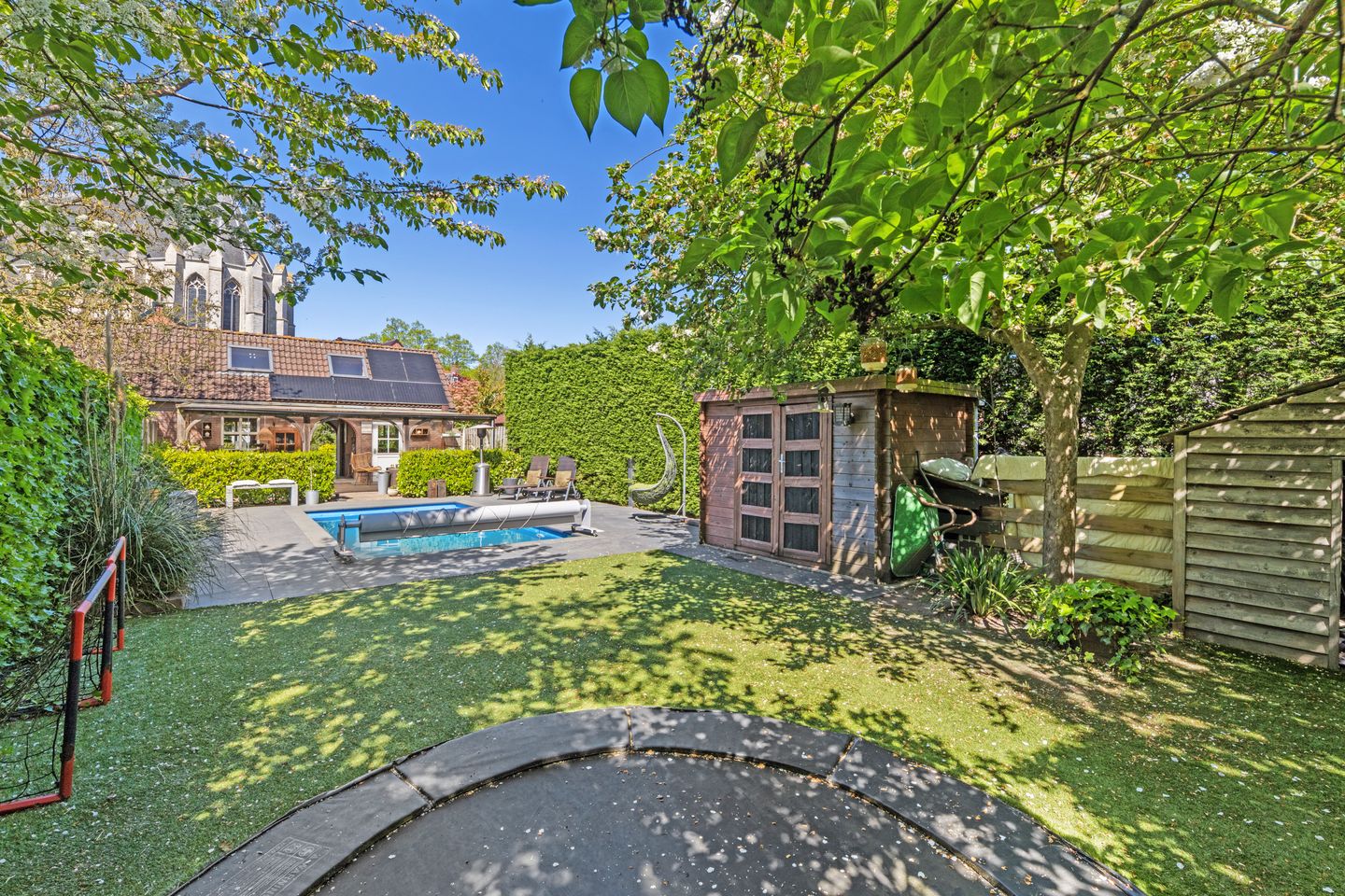 Characteristic Home with Swimming Pool and Paradise Garden in Wouw — 65