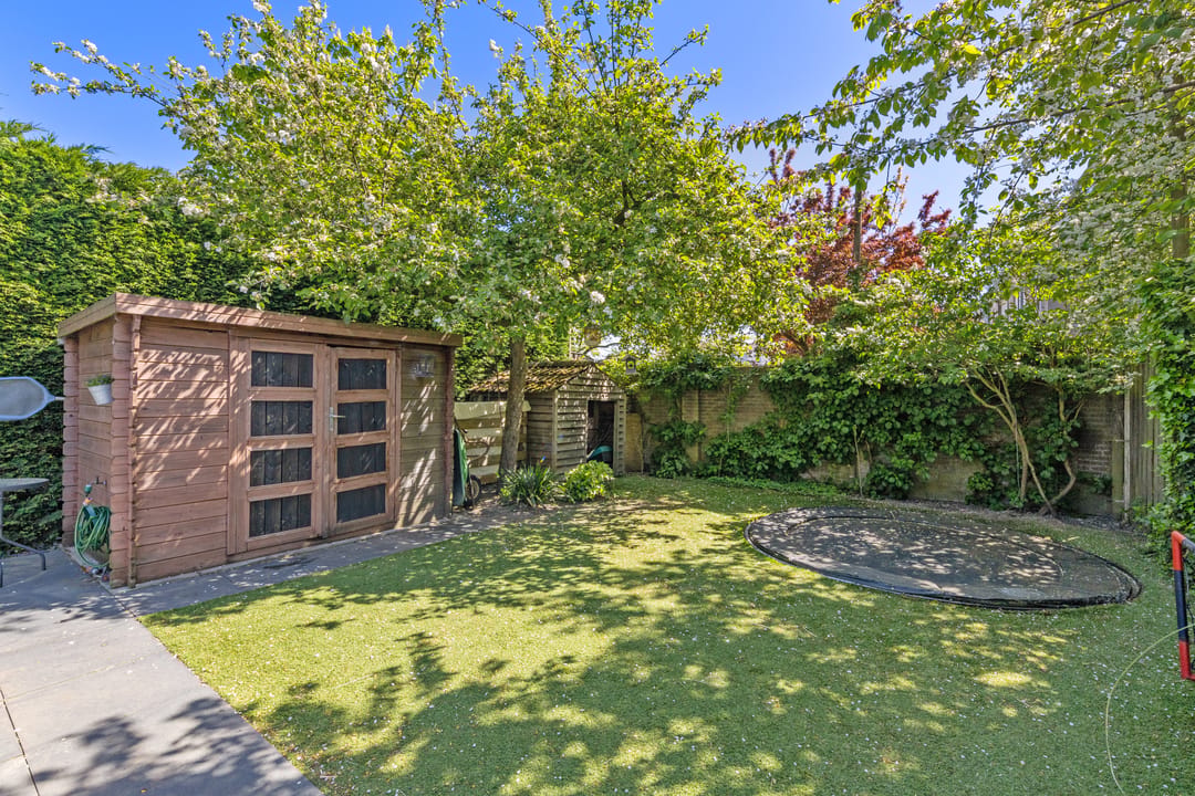 Characteristic Home with Swimming Pool and Paradise Garden in Wouw — 62