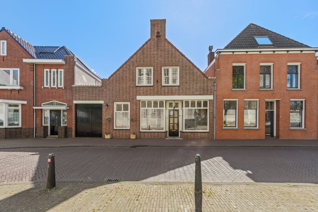 Characteristic Home with Swimming Pool and Paradise Garden in Wouw — 71