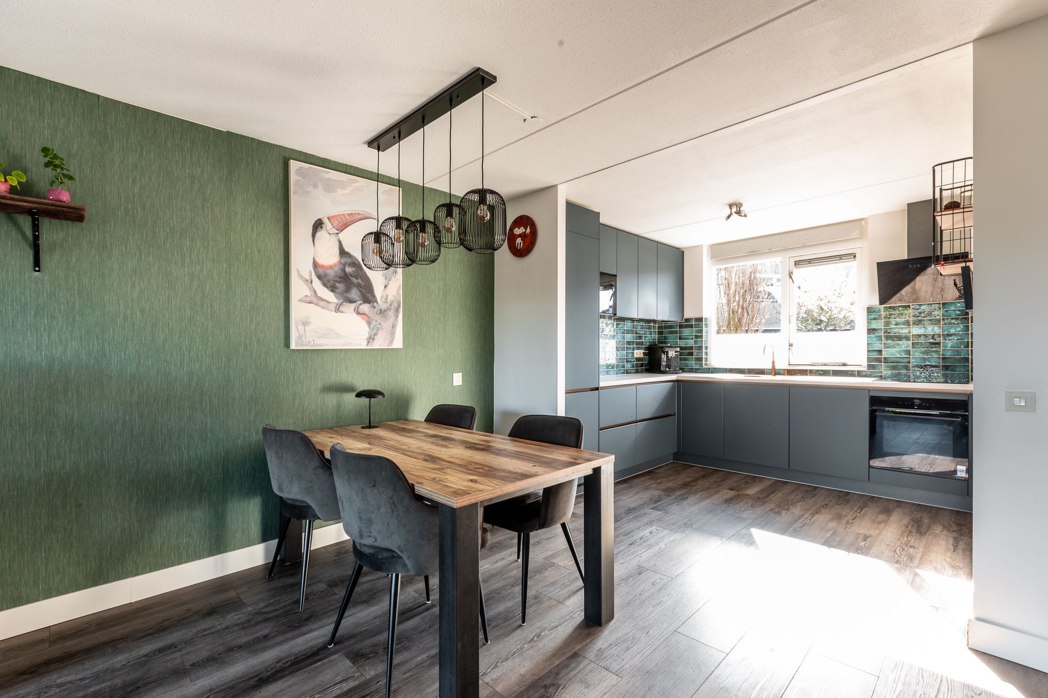 Move-in Ready Family Home with Modern Updates in Harderwijk — 12