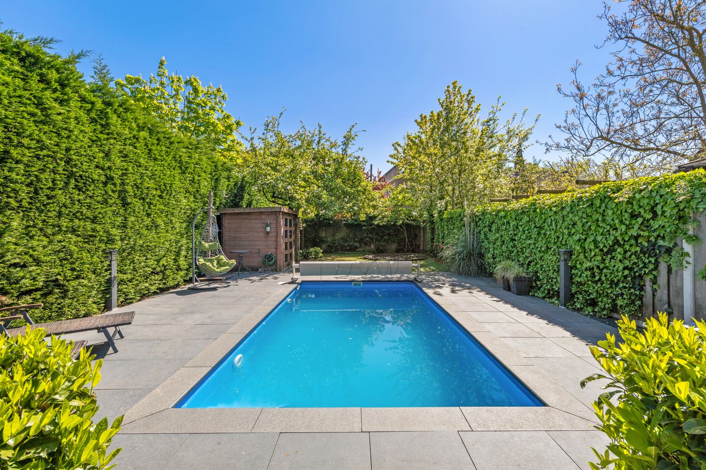 Characteristic Home with Swimming Pool and Paradise Garden in Wouw — 59