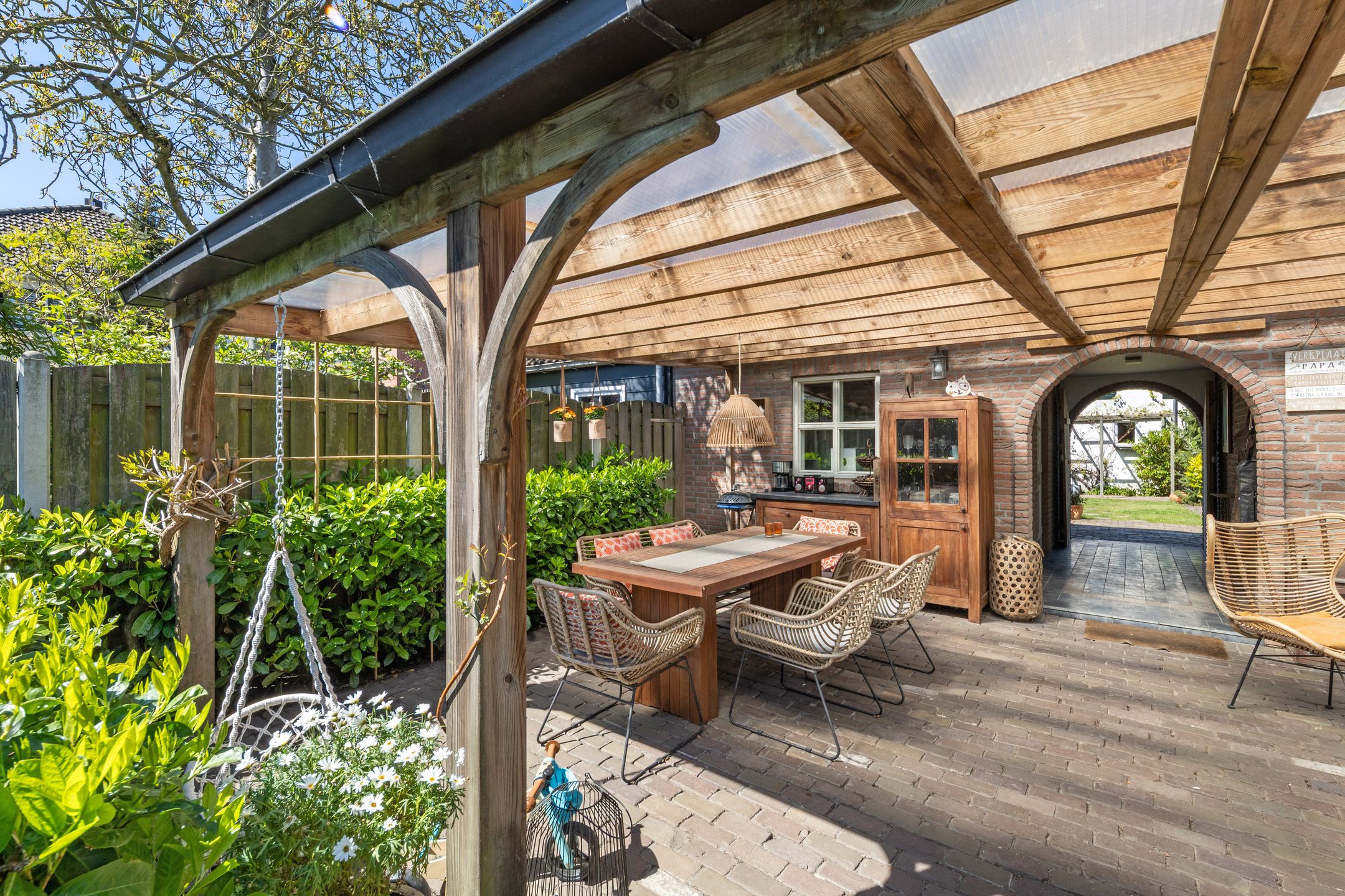 Characteristic Home with Swimming Pool and Paradise Garden in Wouw — 57