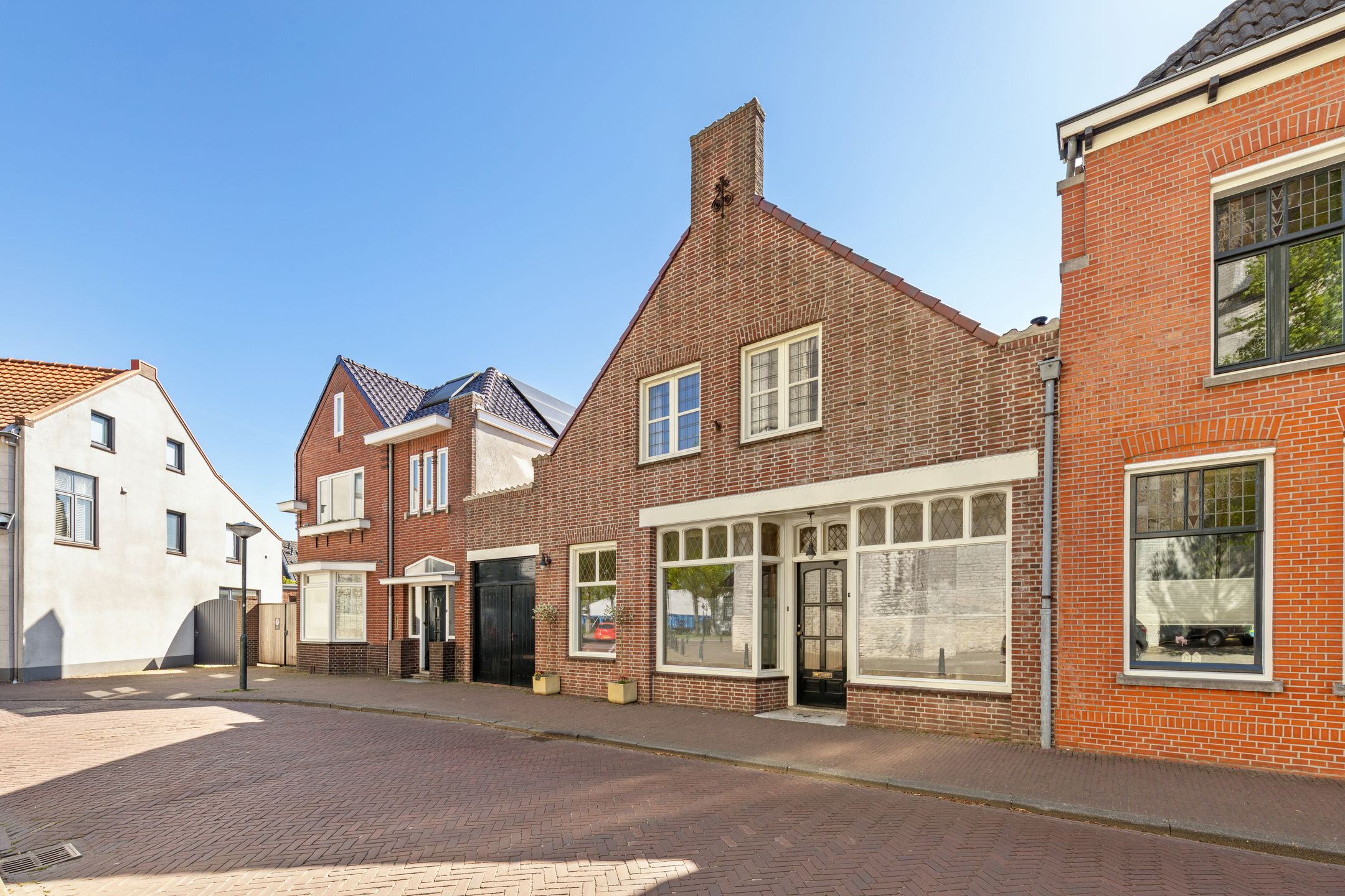 Characteristic Home with Swimming Pool and Paradise Garden in Wouw — 72