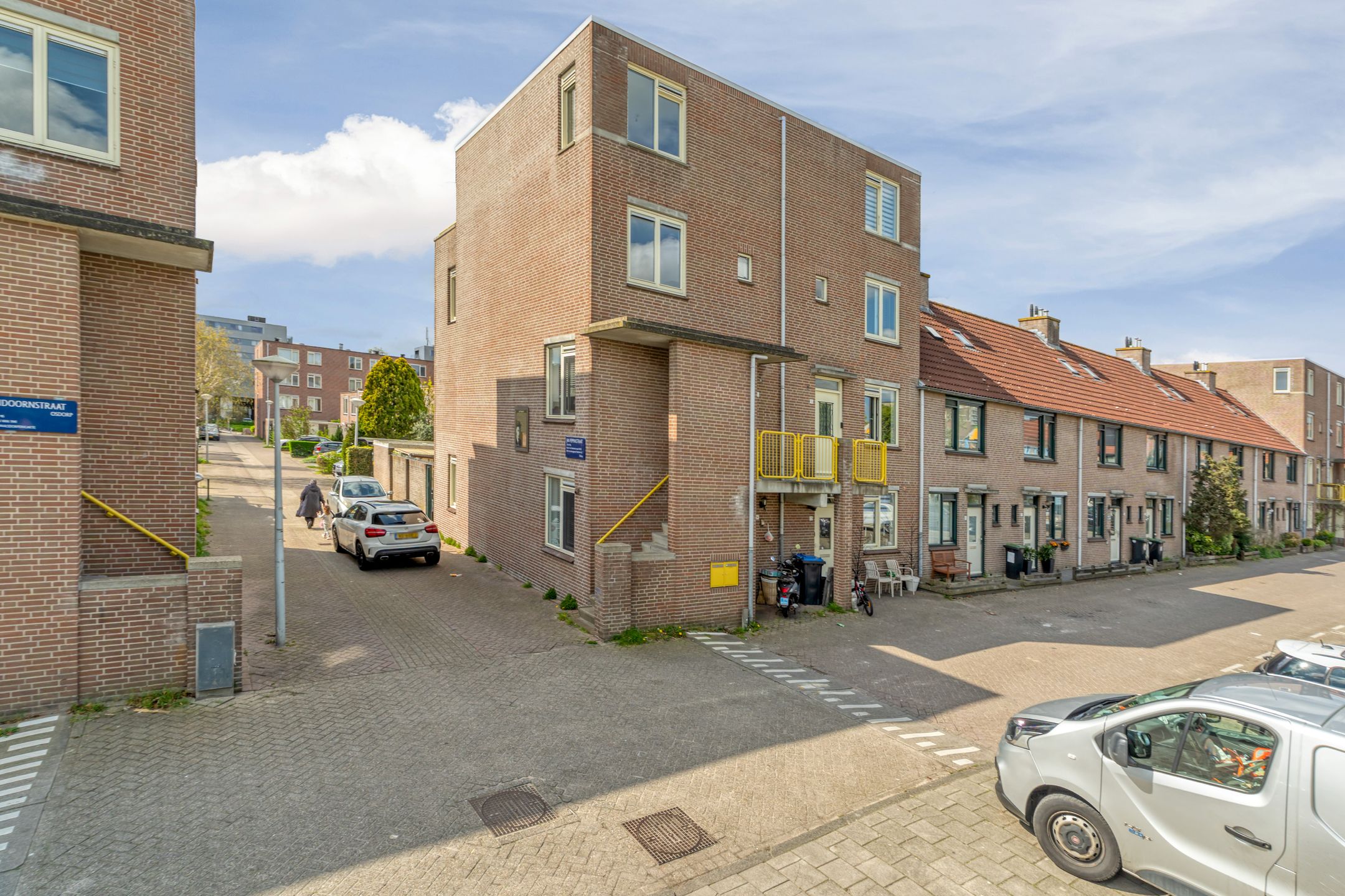 Eduard Hellendoornstraat 15 