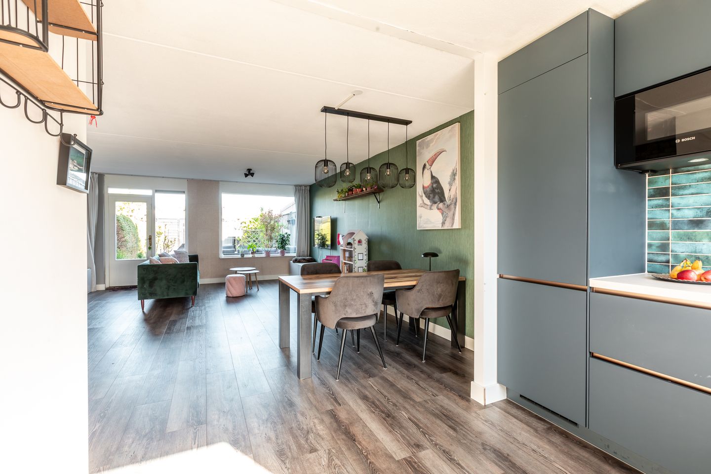 Move-in Ready Family Home with Modern Updates in Harderwijk — 14