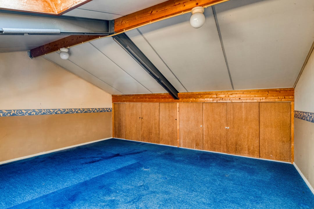 Apartment with balcony and parking in village center — 23