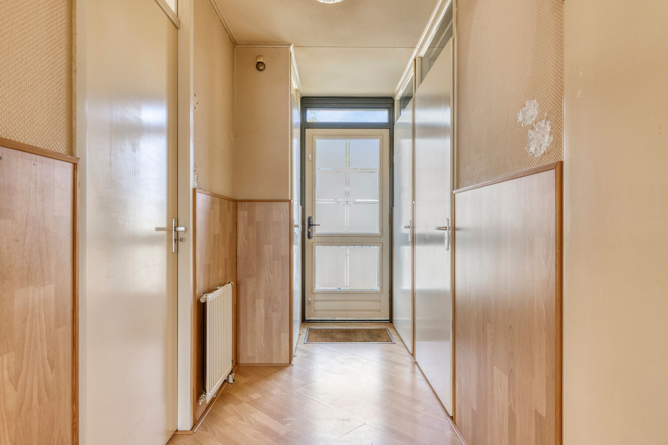 Apartment with balcony and parking in village center — 21