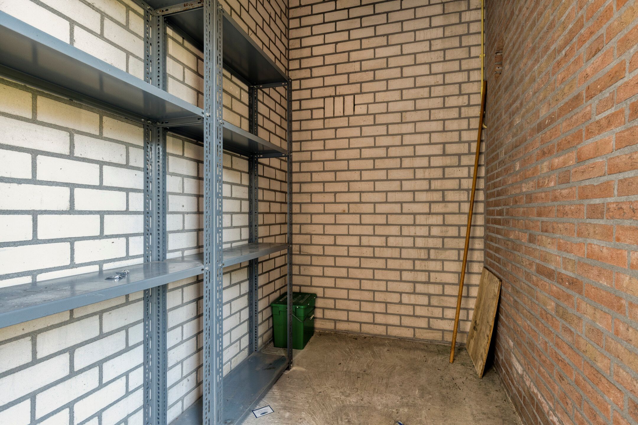 Apartment with balcony and parking in village center — 30