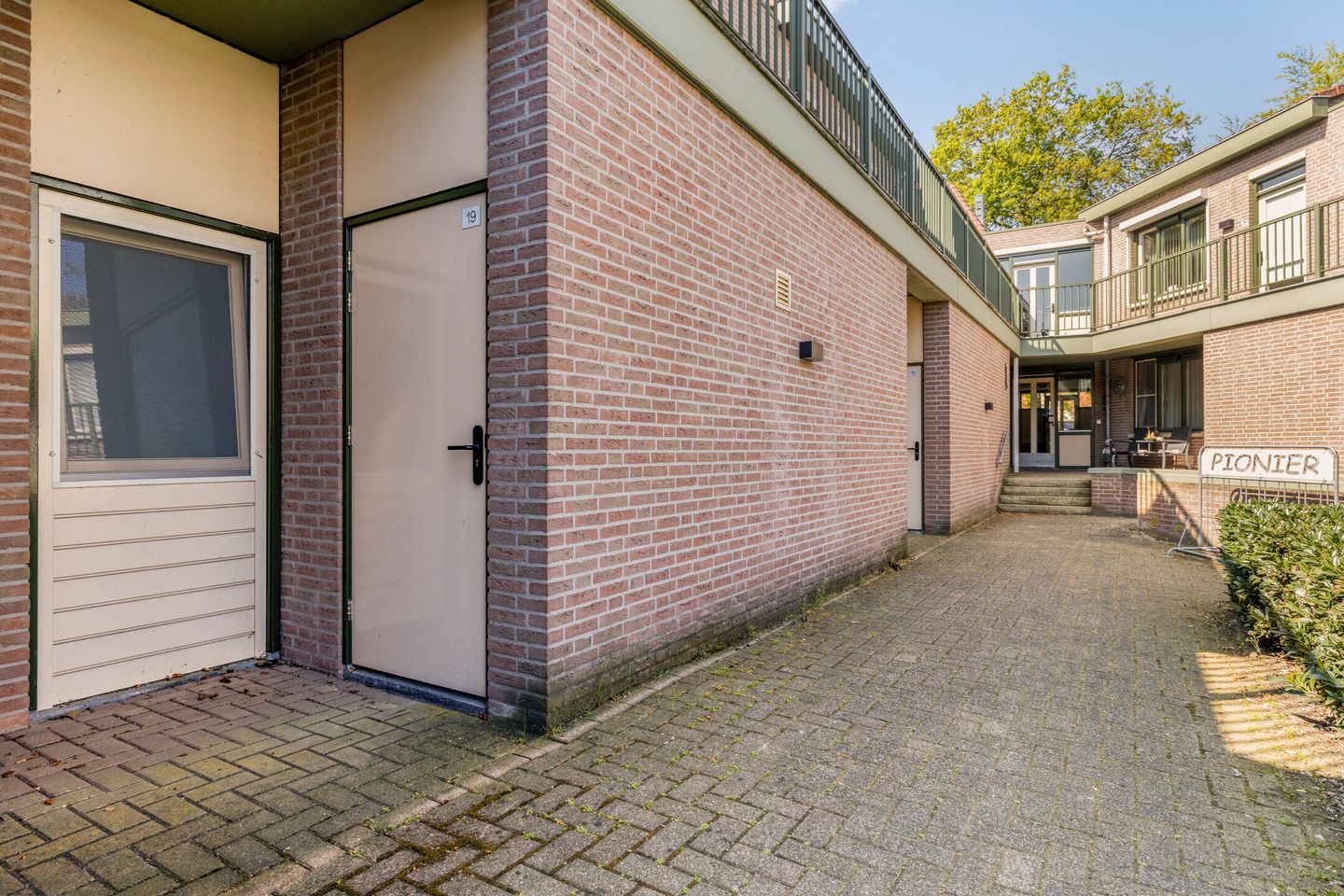 Apartment with balcony and parking in village center — 29