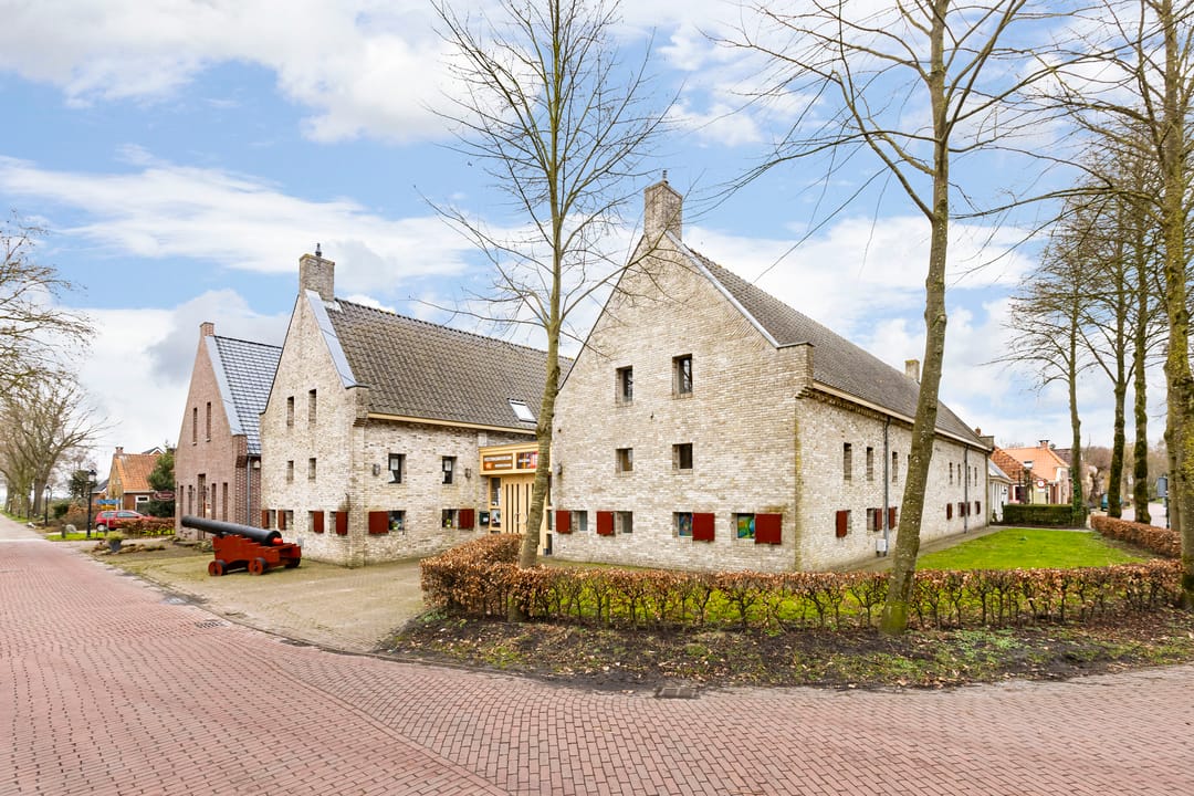 Photo 2 of Molenweg 4