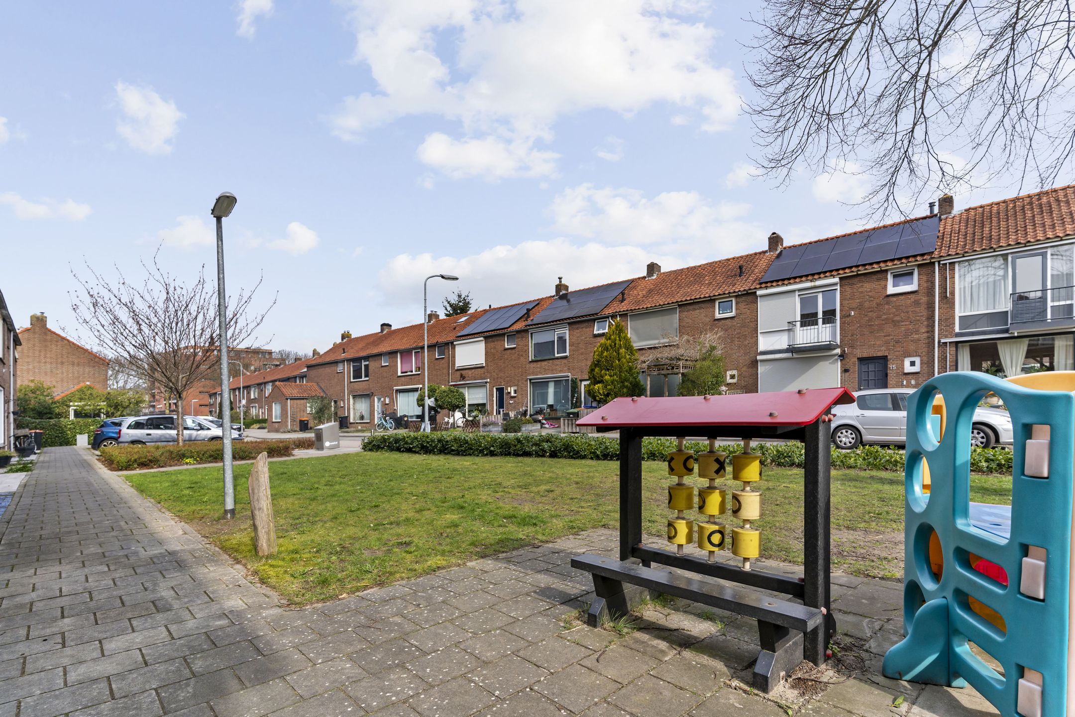 Well-maintained terraced house with sunny garden and 4 bedrooms in Zwijndrecht — 39