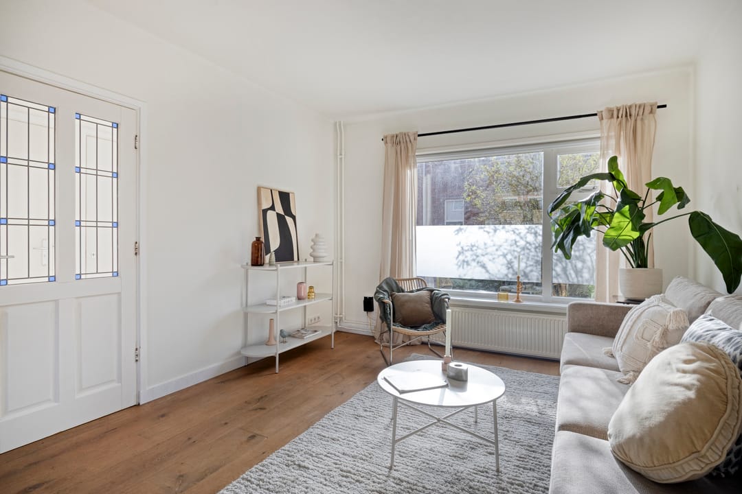 Photo 8 of Van Diemenstraat 21