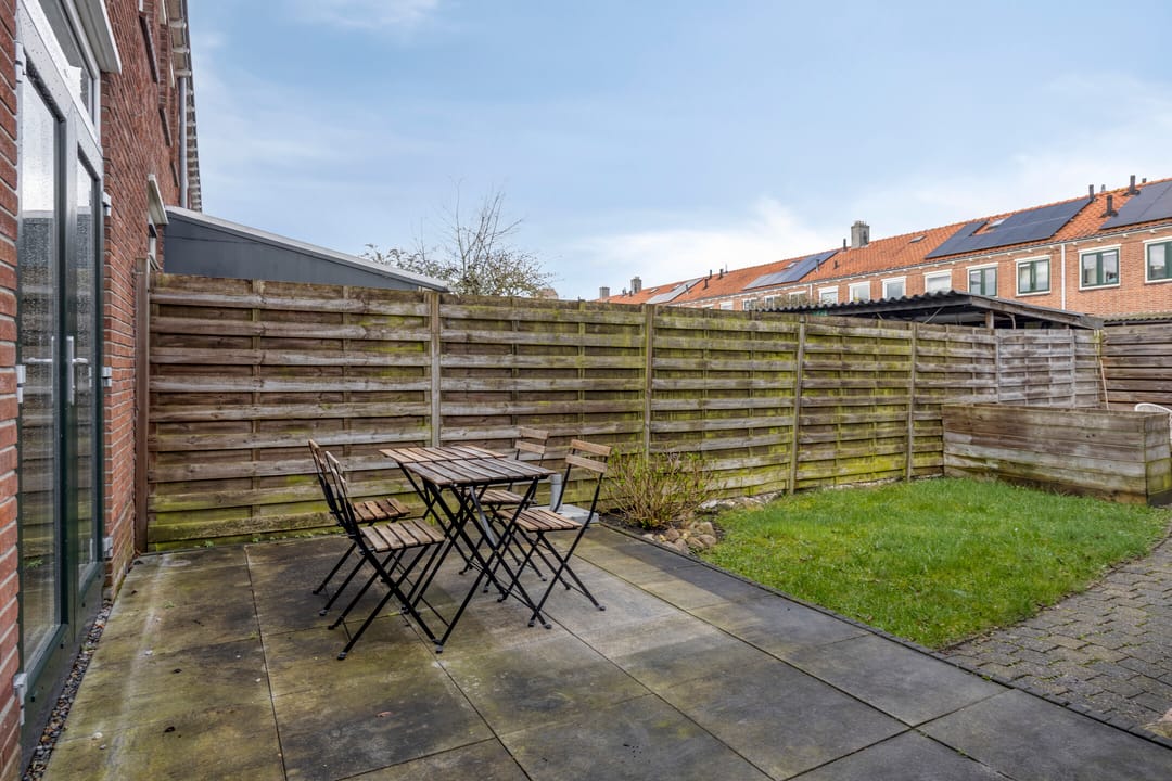 Photo 22 of Van Diemenstraat 21