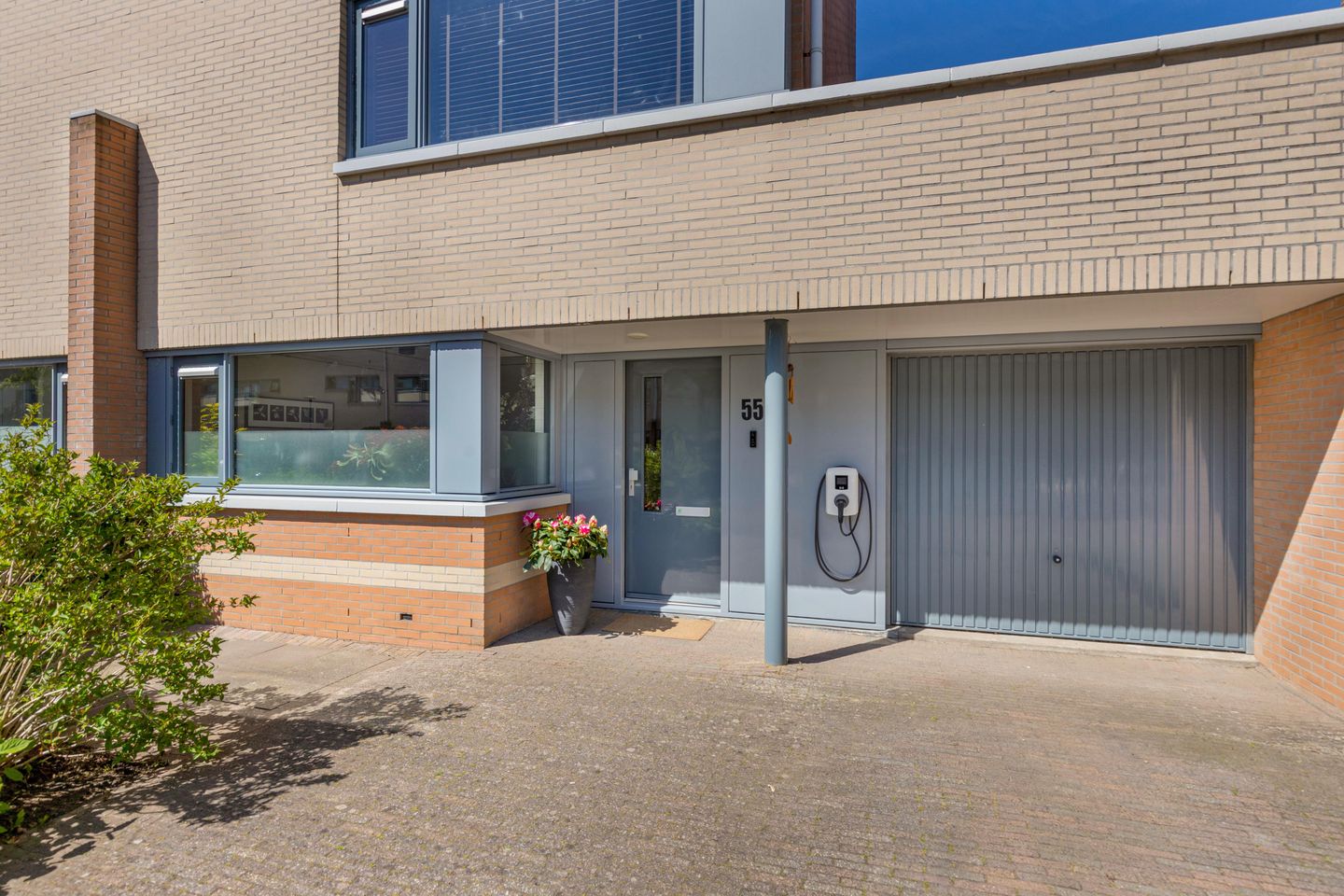 Foto 4 van Cecil B. de Millestraat 55