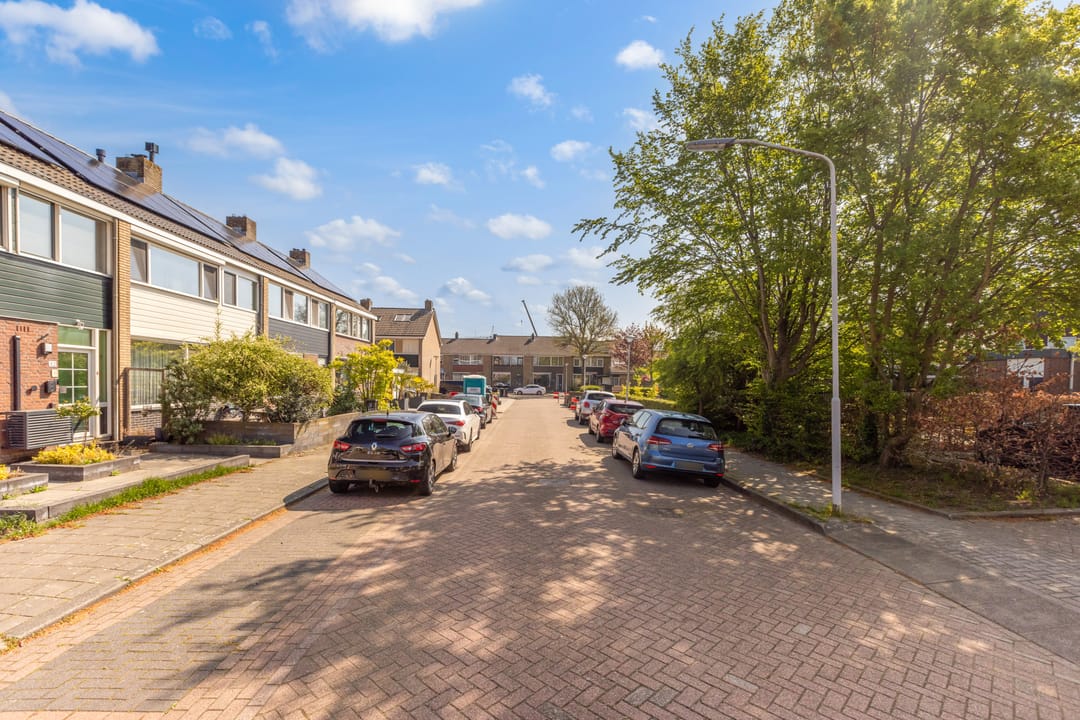 Photo 46 of Albert Schweitzerstraat 82