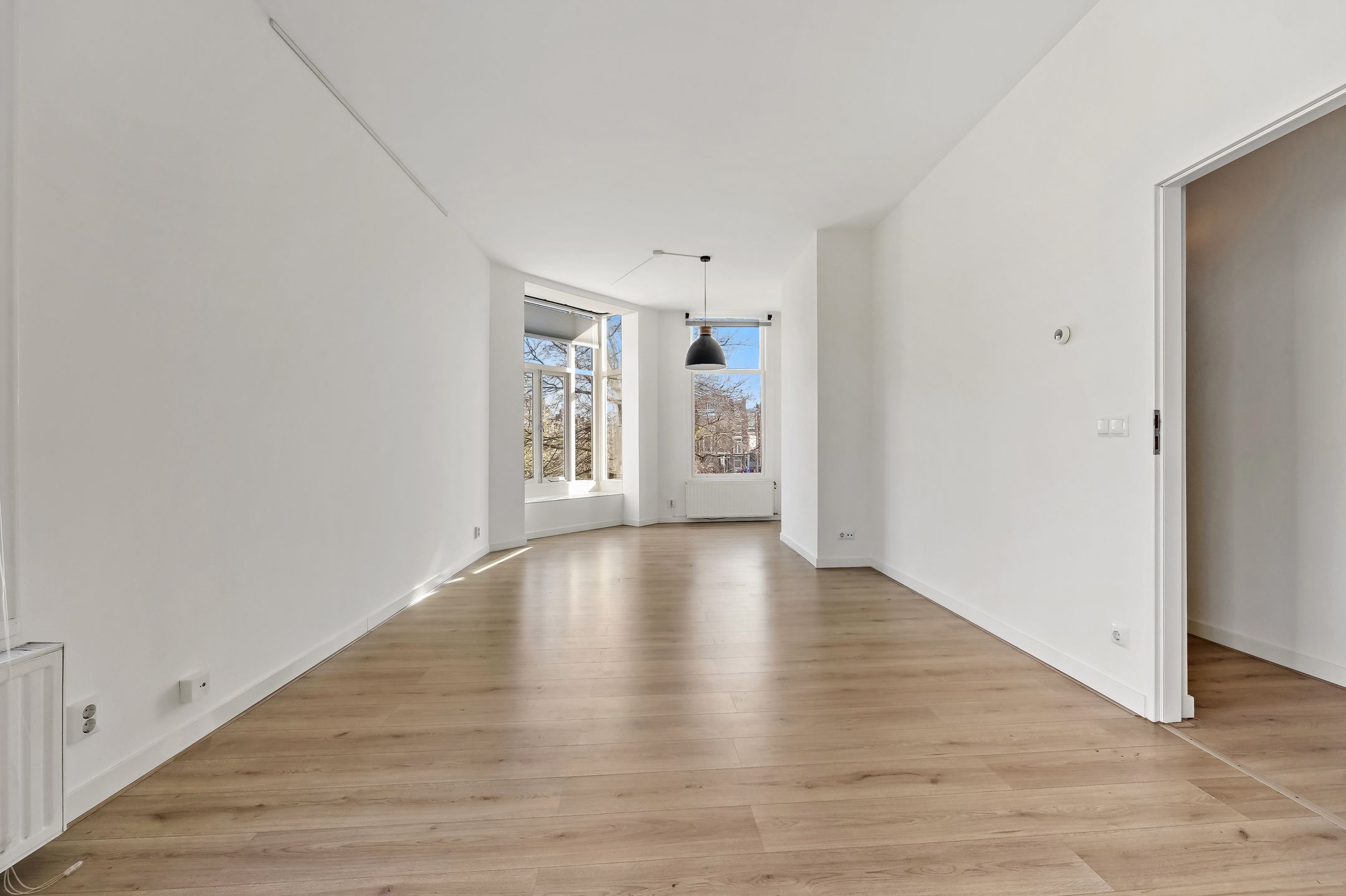 Charming corner apartment with water views in the Valkenboskwartier — 12