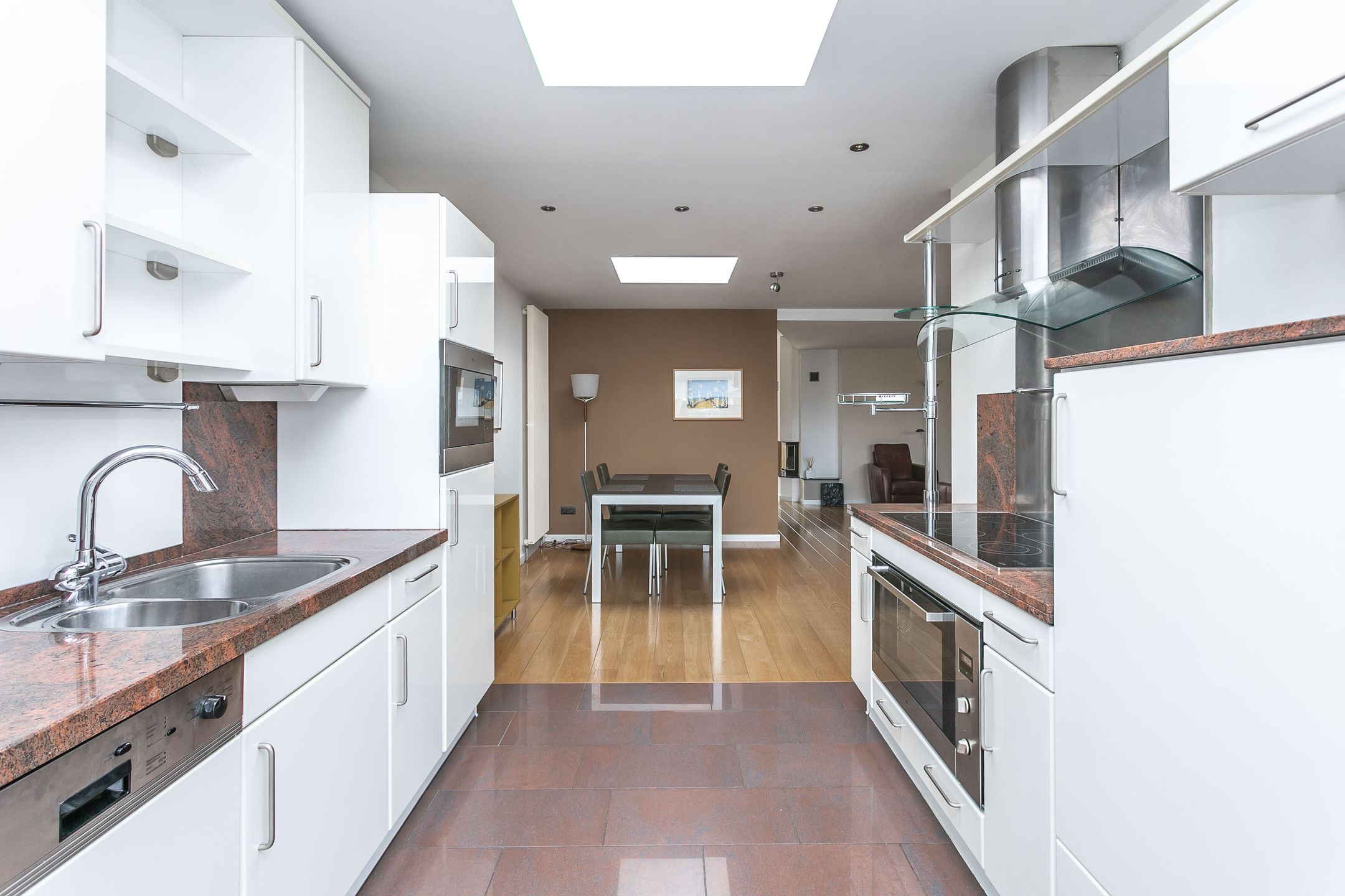 Move-in Ready Semi-Detached Home with Garage and Multifunctional Space in Spaubeek — 12