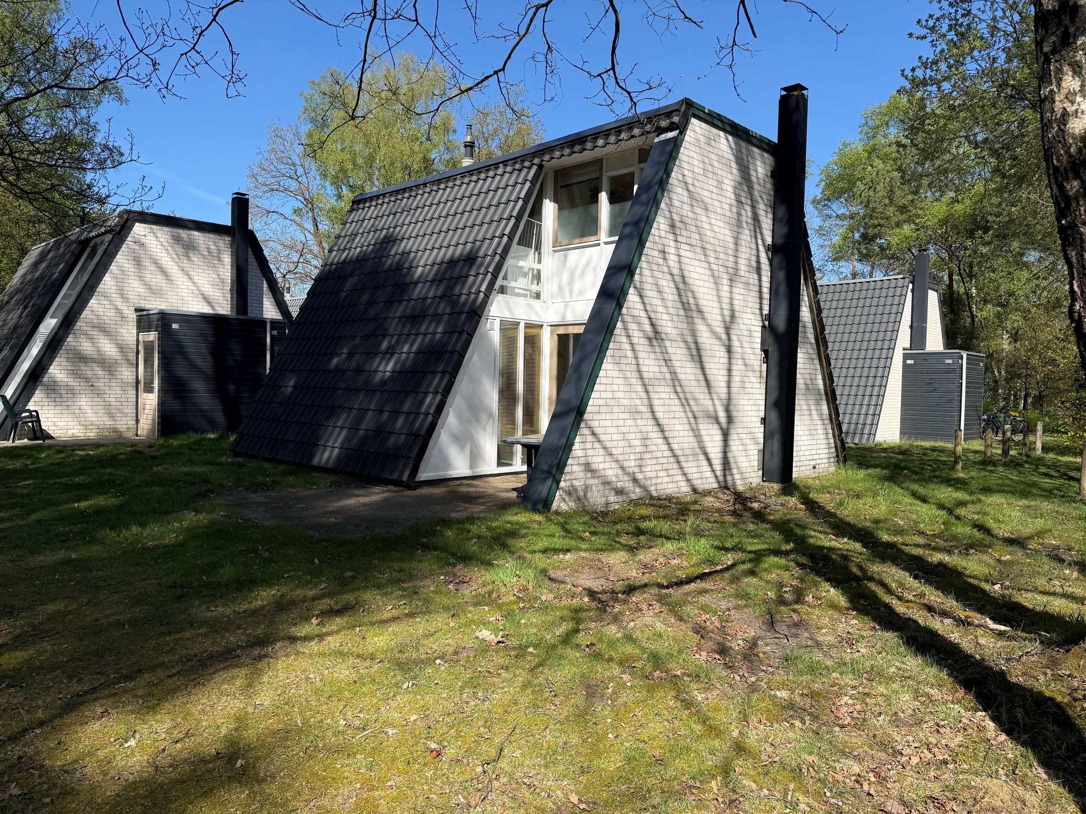 3-bedroom freehold villa in Hoenderloo (Gem. Apeldoorn) — photo 3 of 5