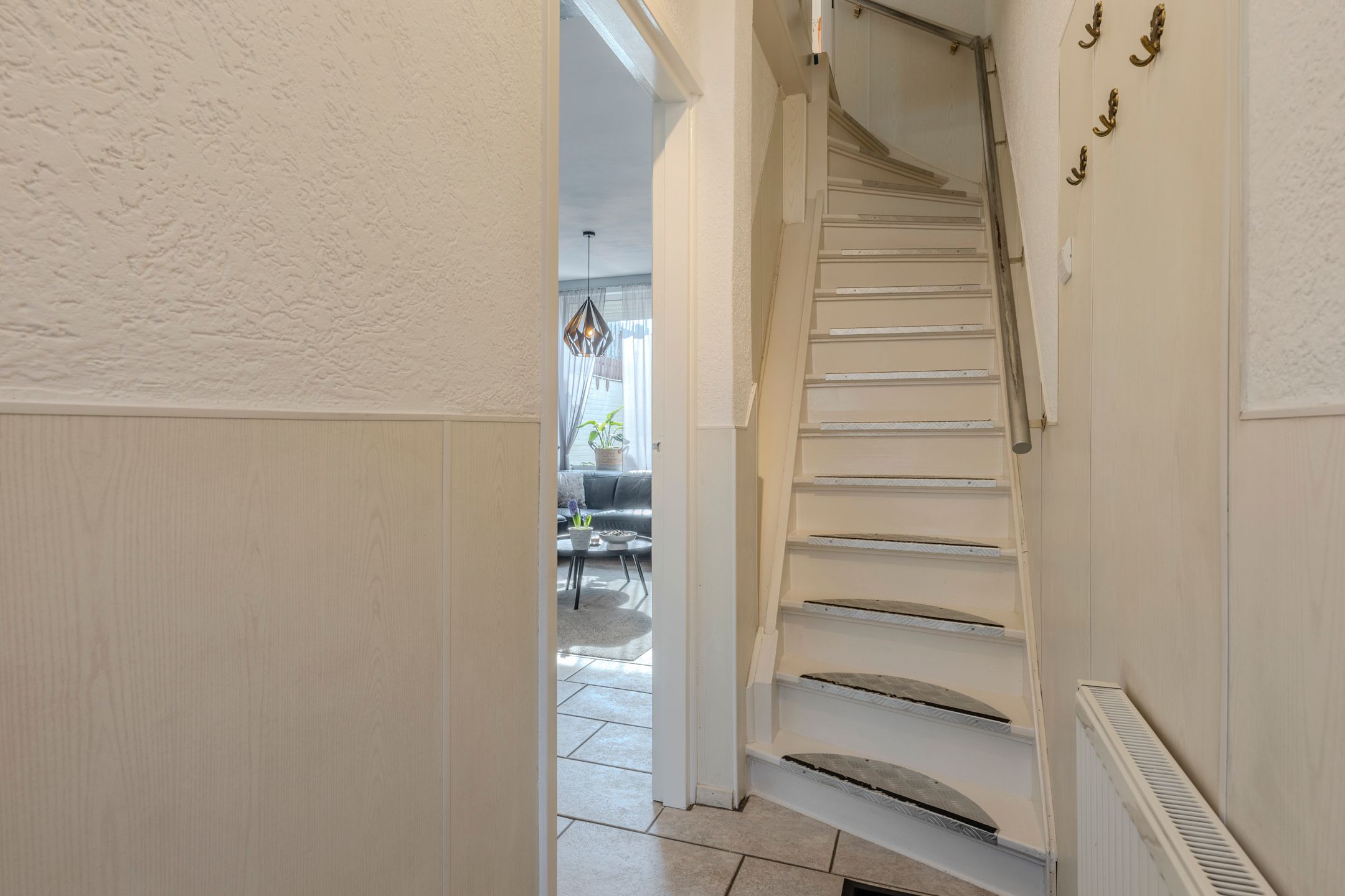 Charming 1934 terraced house with 4 bedrooms and sunny south-facing garden in Tilburg — 12