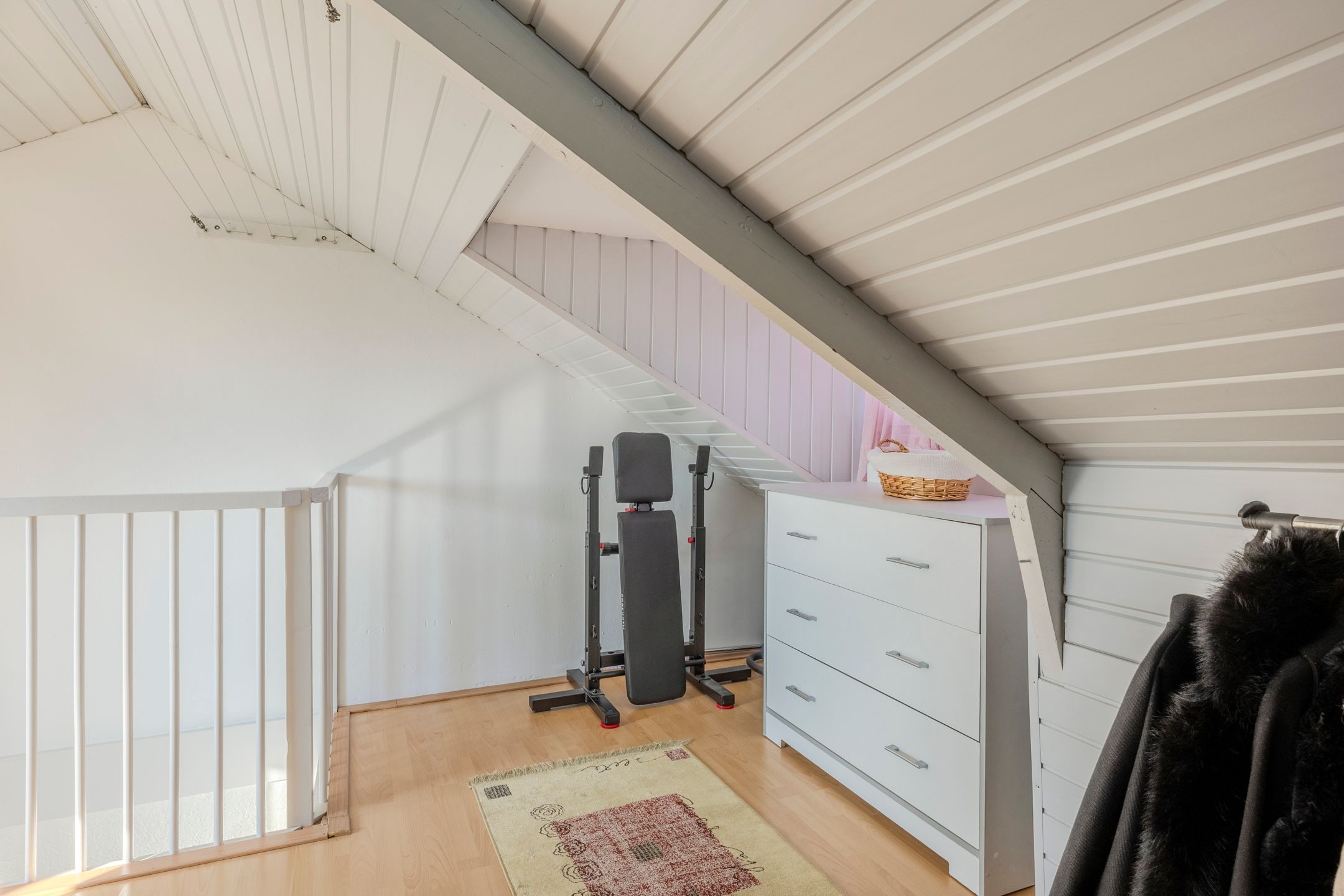 Charming 1934 terraced house with 4 bedrooms and sunny south-facing garden in Tilburg — 24