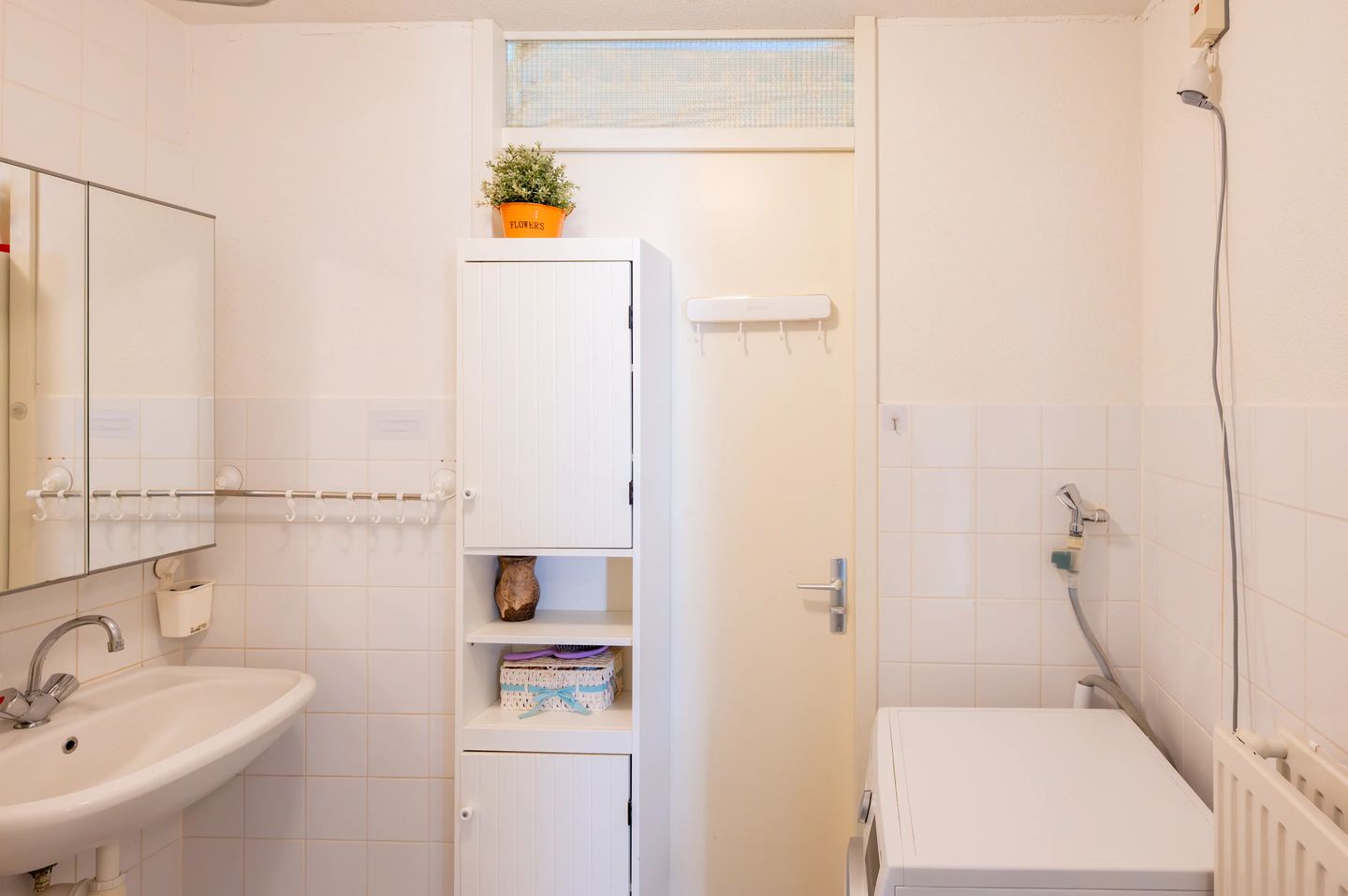 Modern 4-room corner apartment with beautiful views in Laakhaven-Oost — 25
