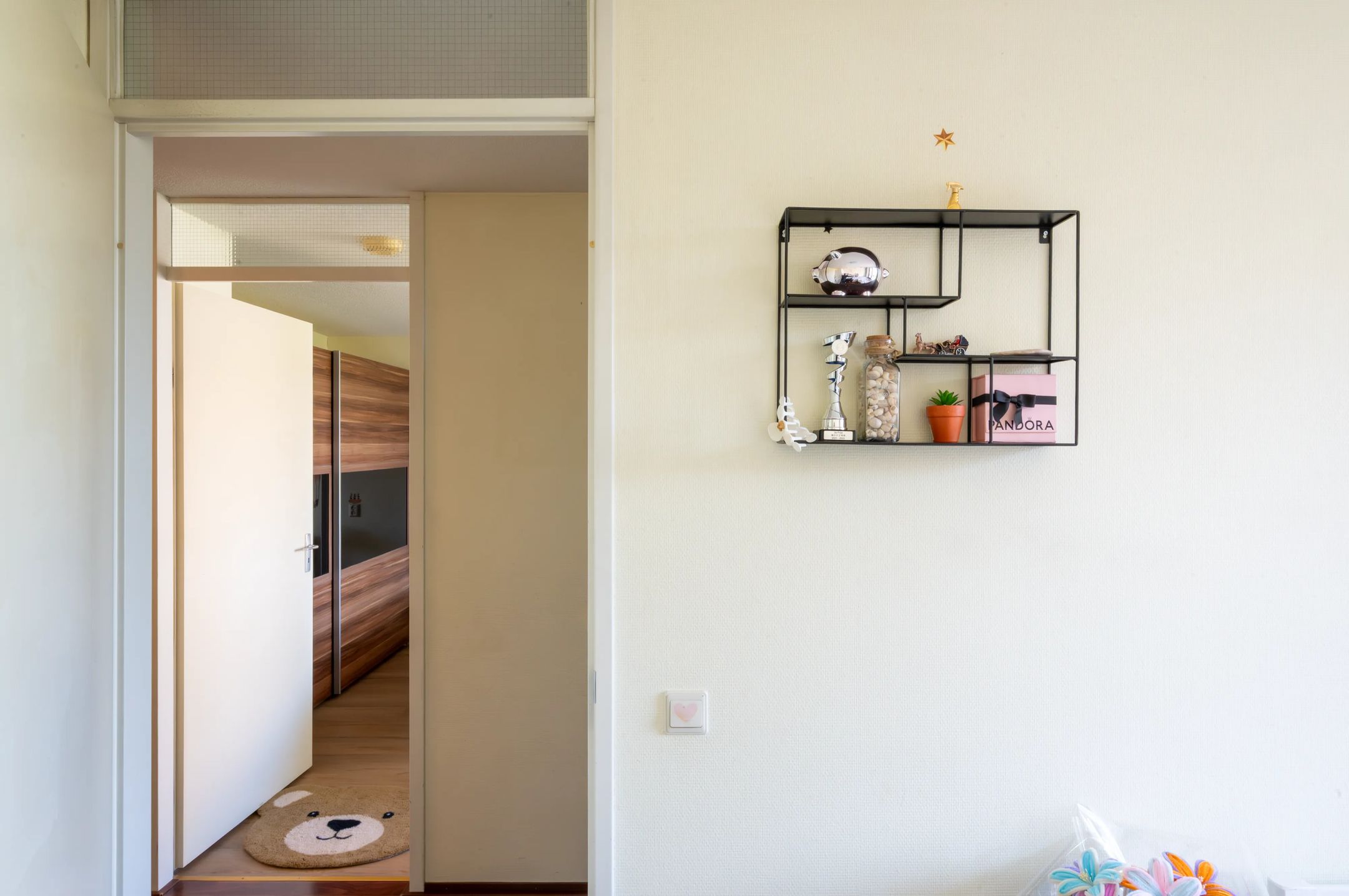 Modern 4-room corner apartment with beautiful views in Laakhaven-Oost — 30