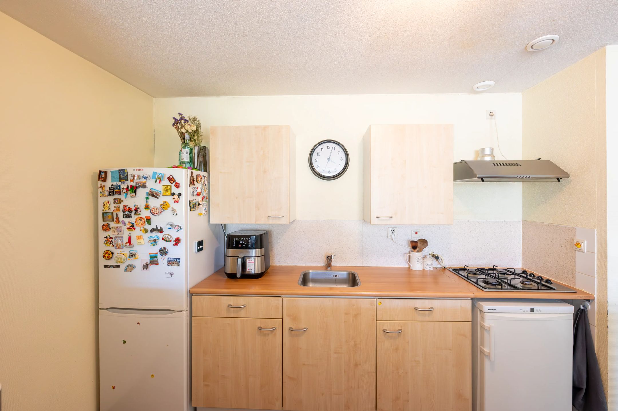 Modern 4-room corner apartment with beautiful views in Laakhaven-Oost — 12