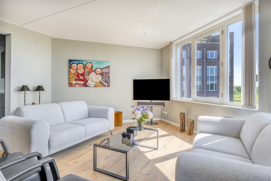 Luxurious Apartment with Panoramic Golf Course Views in Iconic Slot-Haverleij — 23