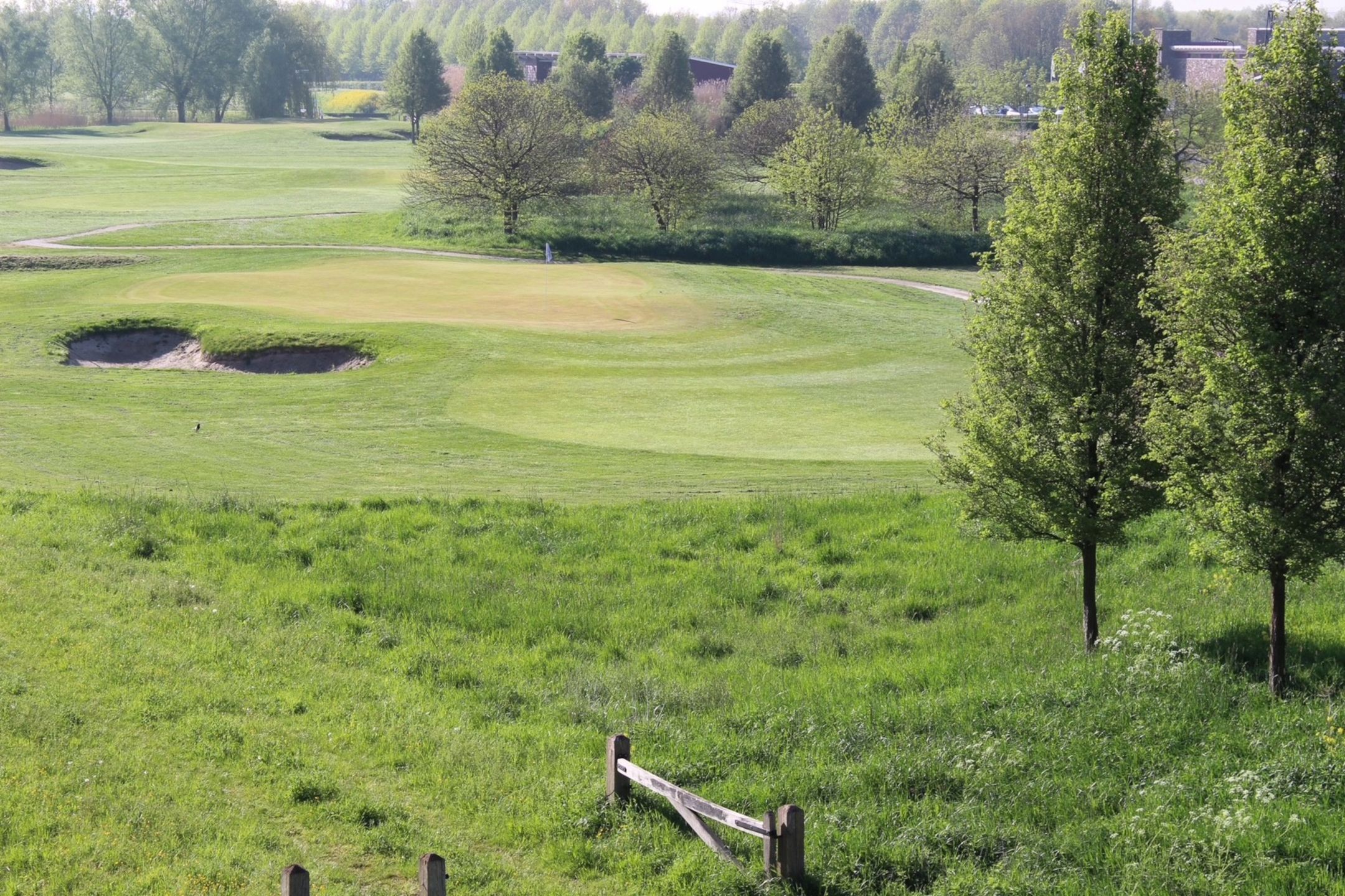 Luxurious Apartment with Panoramic Golf Course Views in Iconic Slot-Haverleij — 18